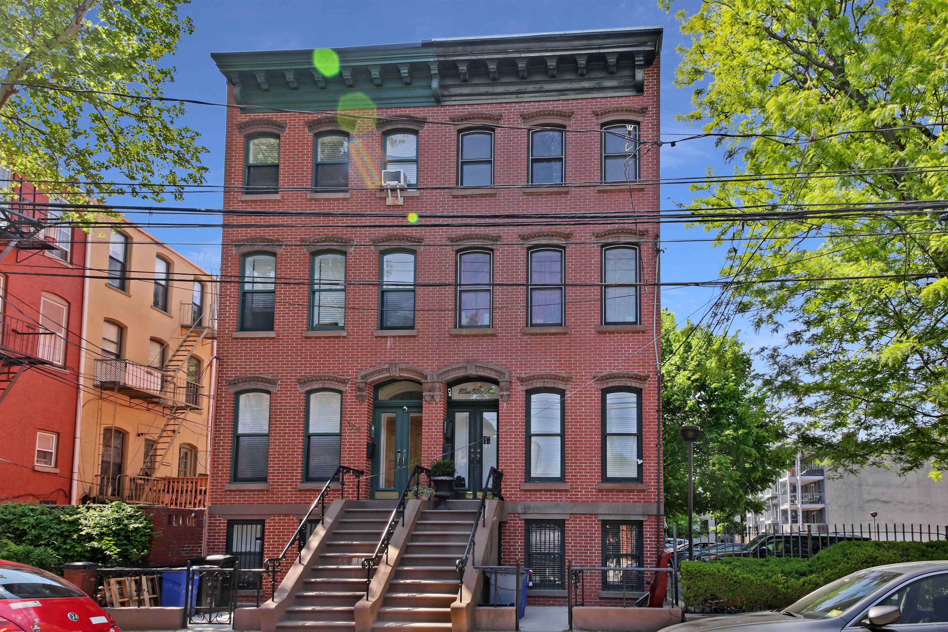 331 VARICK ST #2