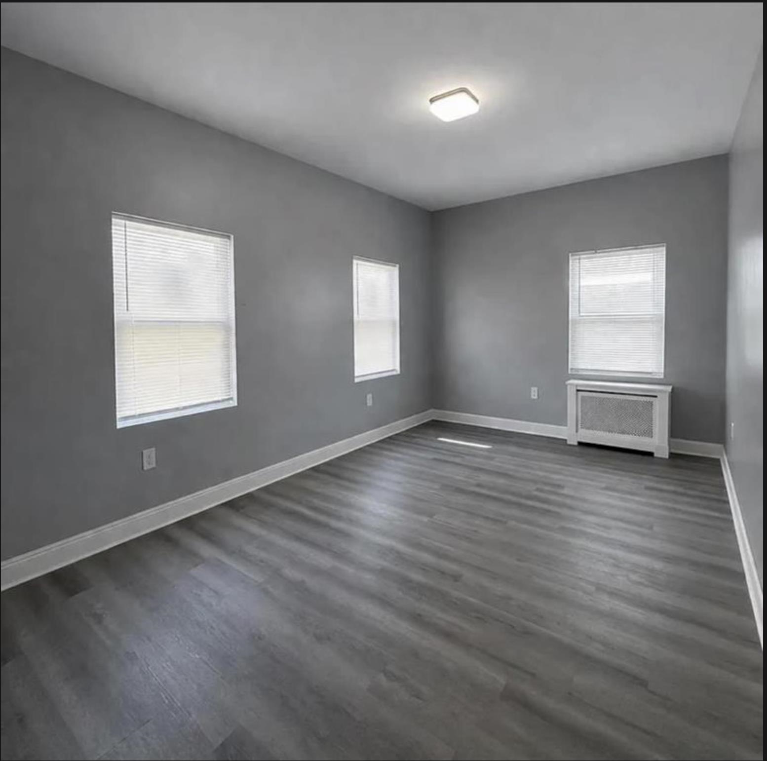 138 BAYVIEW AVE - Photo 4