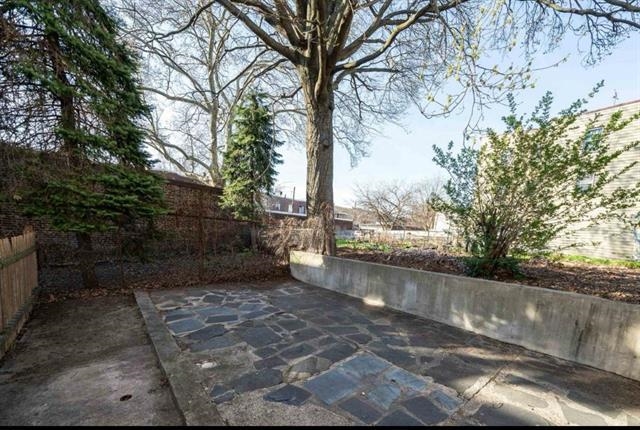 75 PALISADE AVE - Photo 2