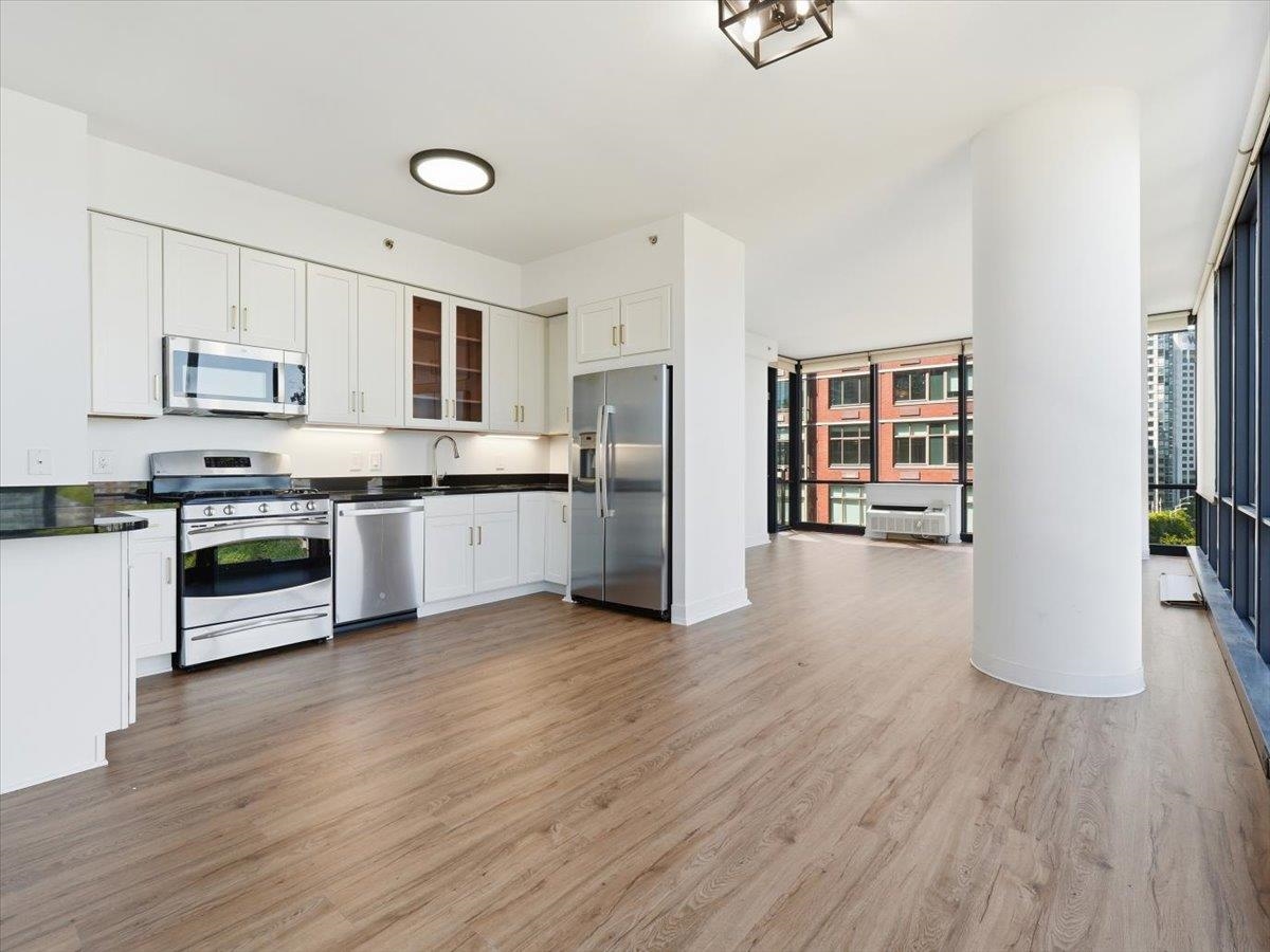 389 WASHINGTON ST #7F