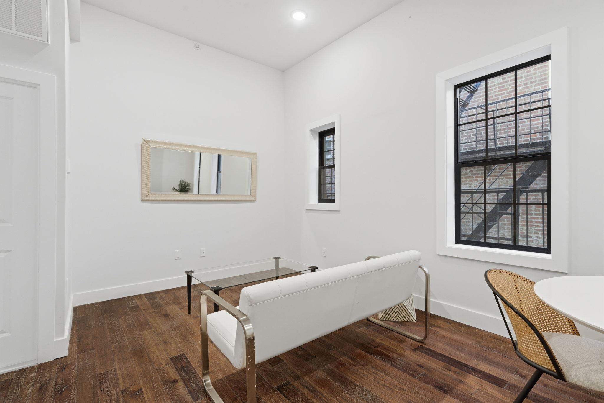 104 GLENWOOD AVE - Photo 5