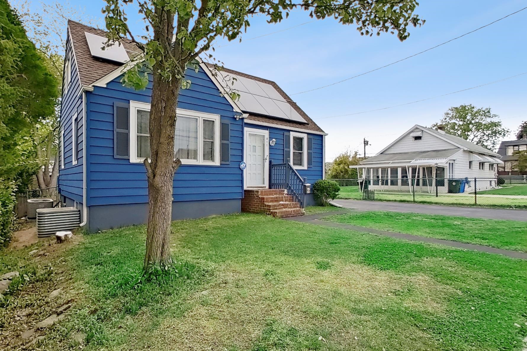 811 LINCOLN AVE - Photo 3
