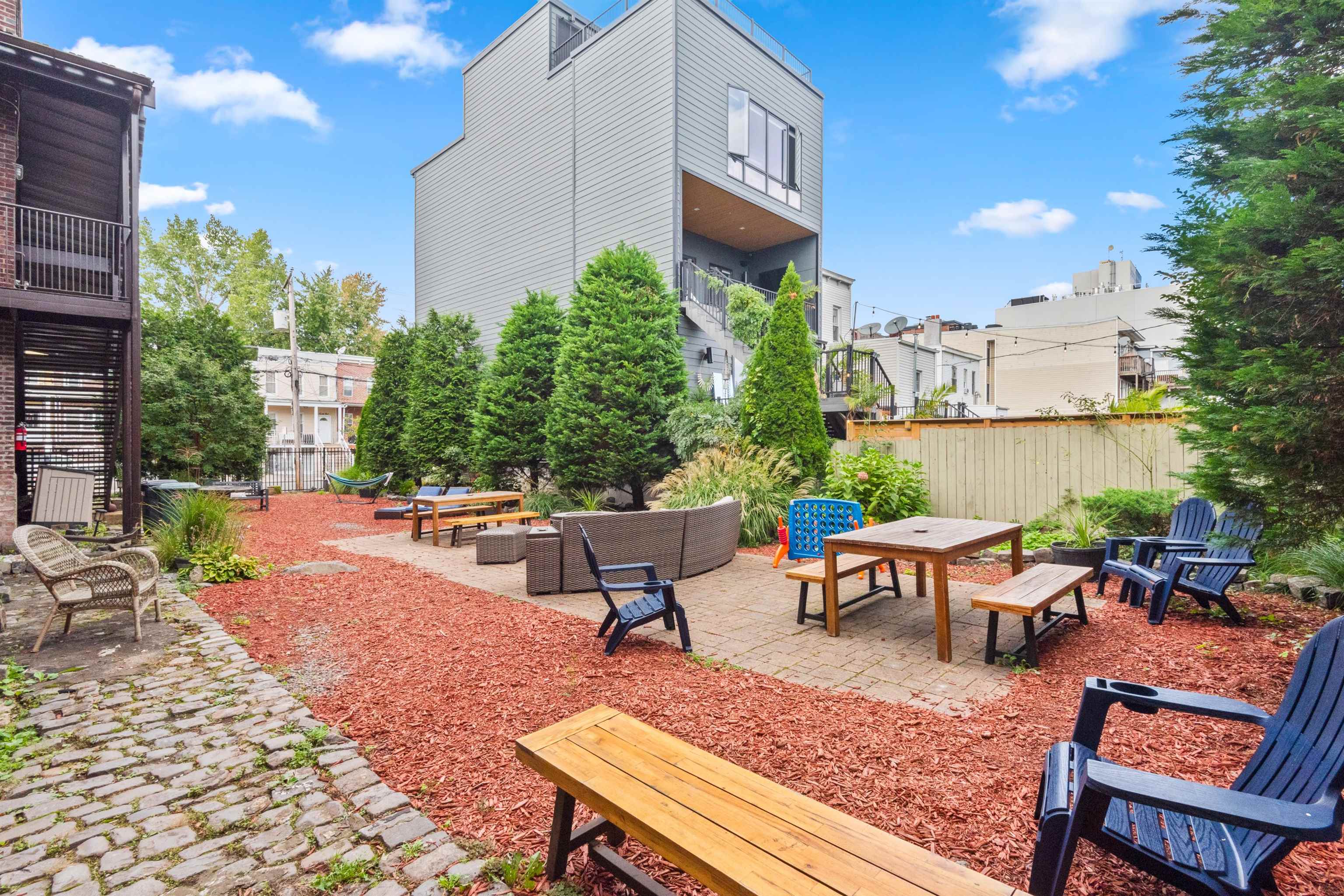 300 COMMUNIPAW AVE #154