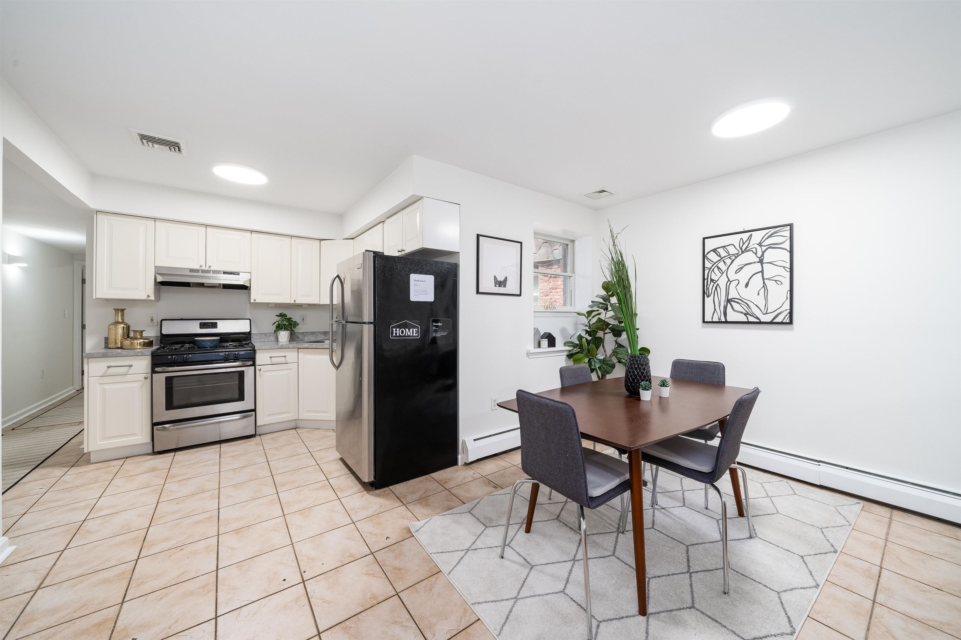 277 3RD ST - Photo 3