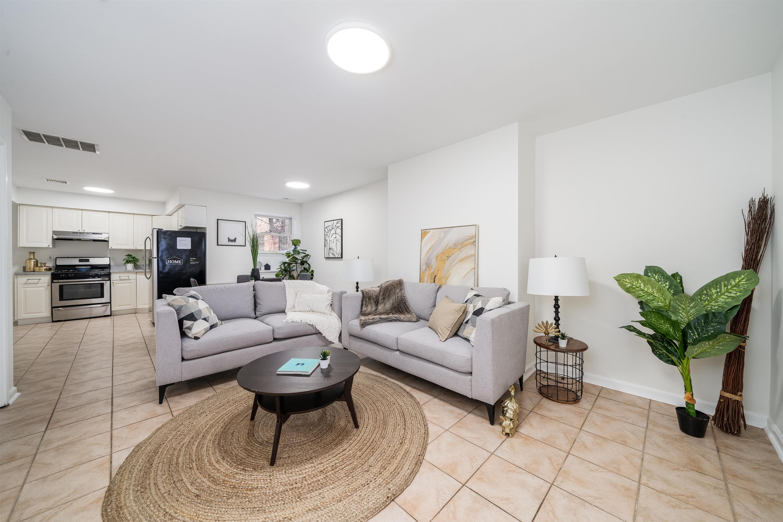 277 3RD ST - Photo 4