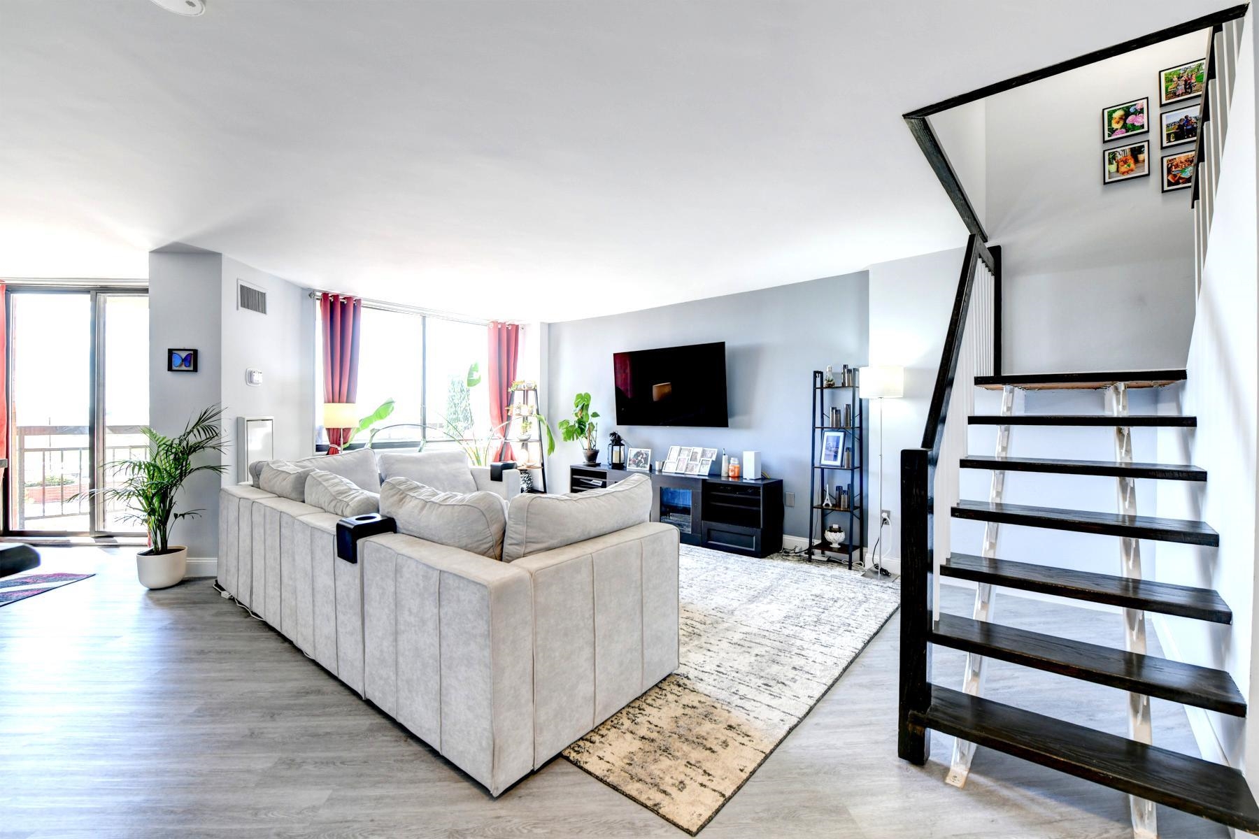 320 HARMON COVE TOWER - Photo 1
