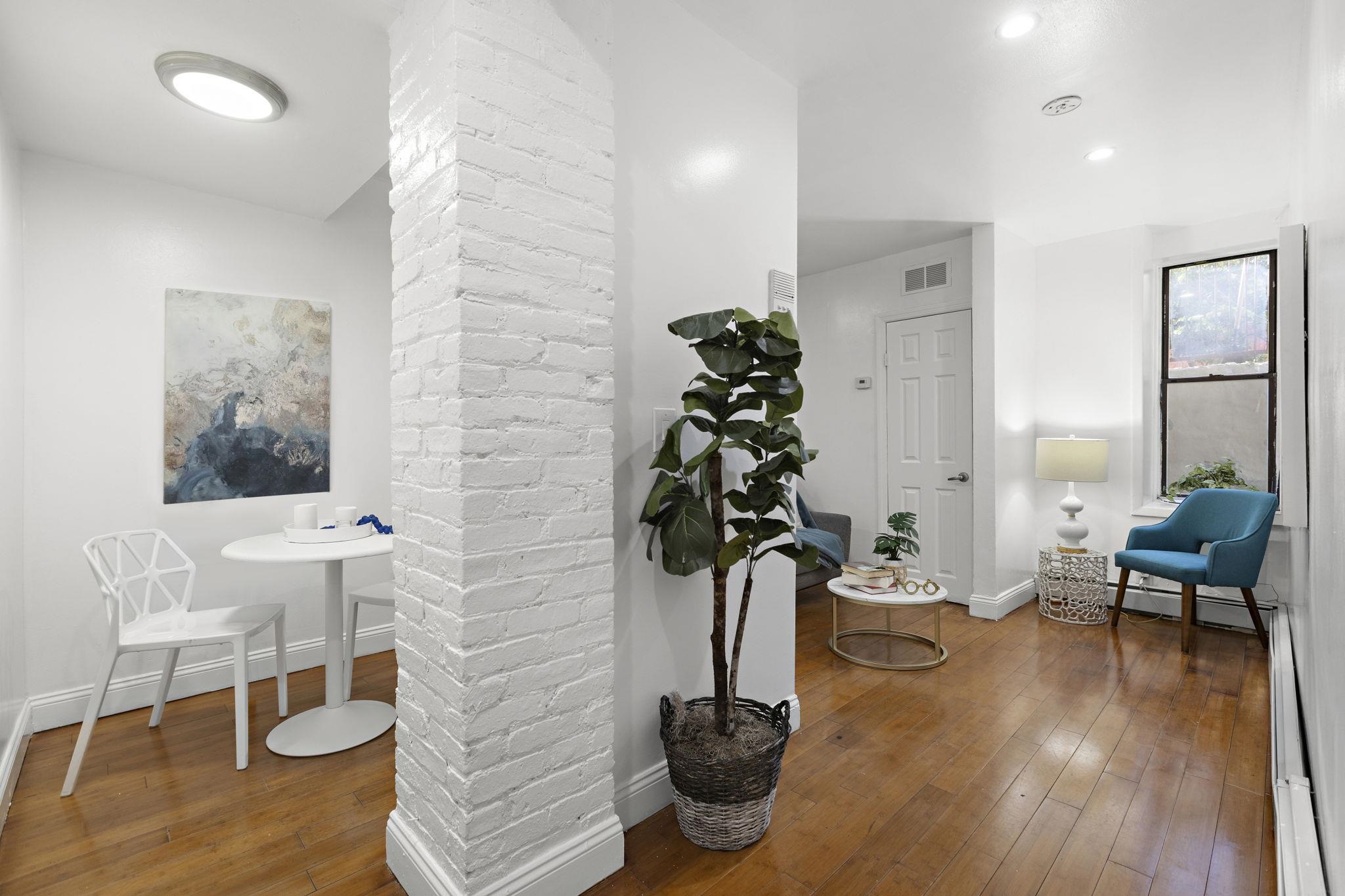 145 HARRISON AVE - Photo 4