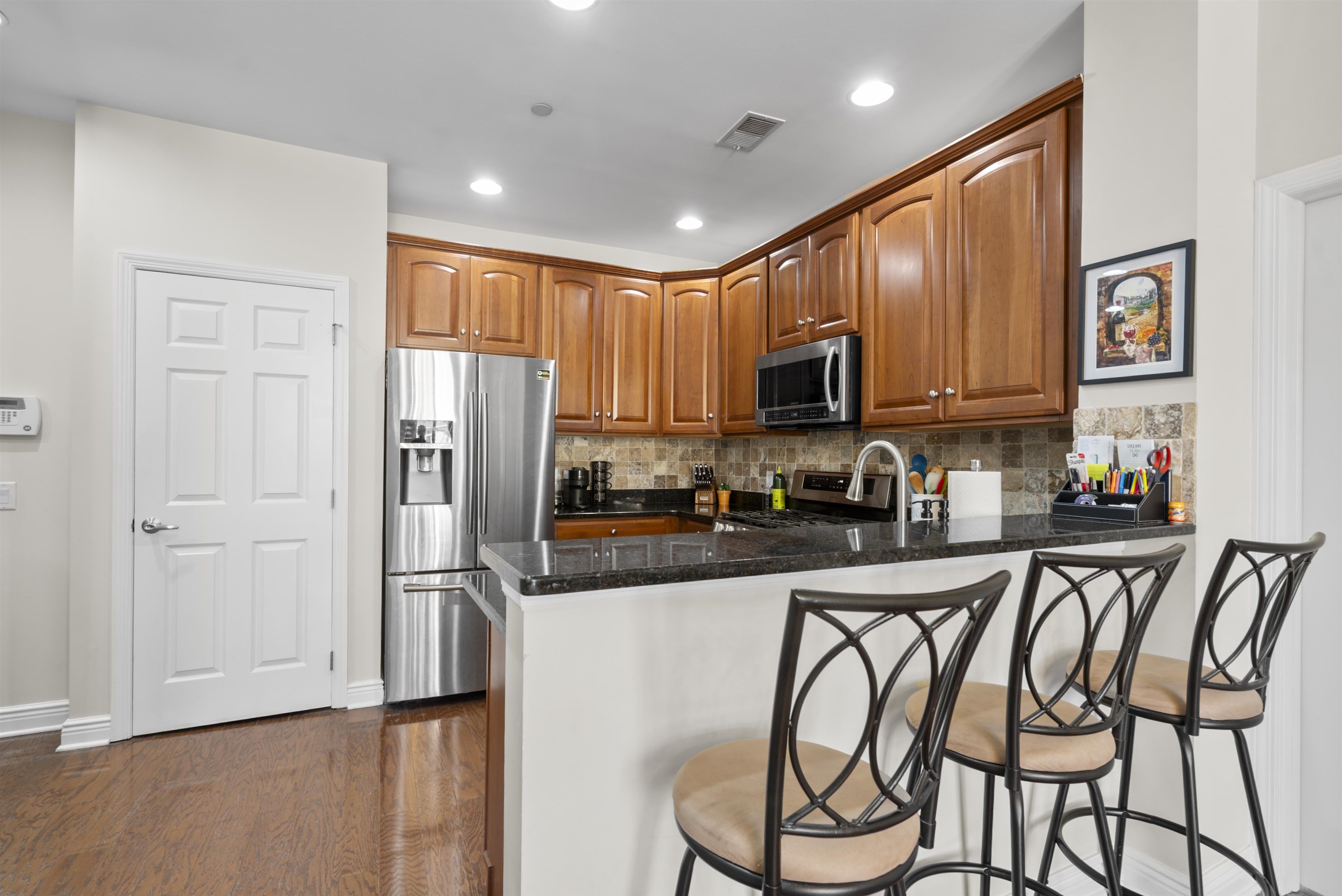 7400 RIVER RD - Photo 5