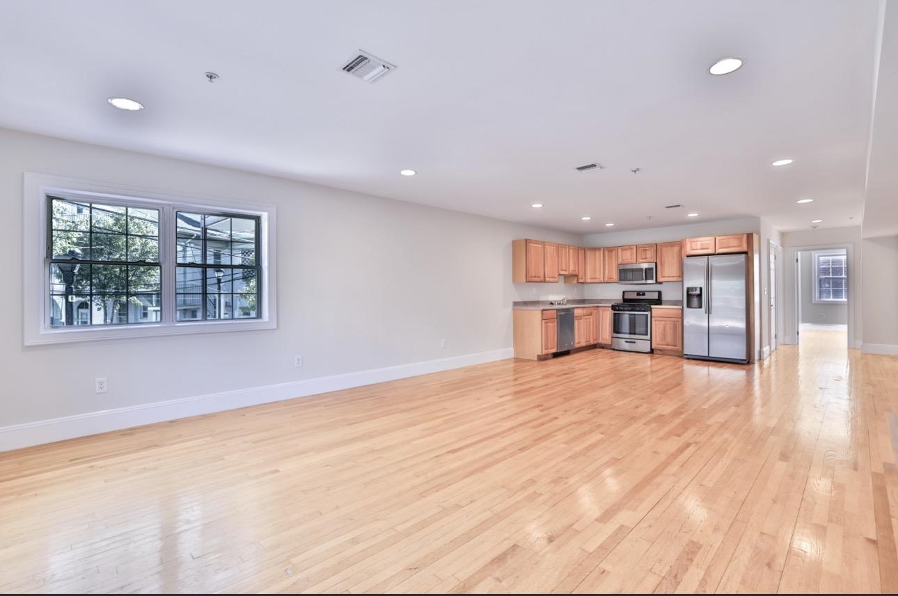 1703 CLIFF ST - Photo 3