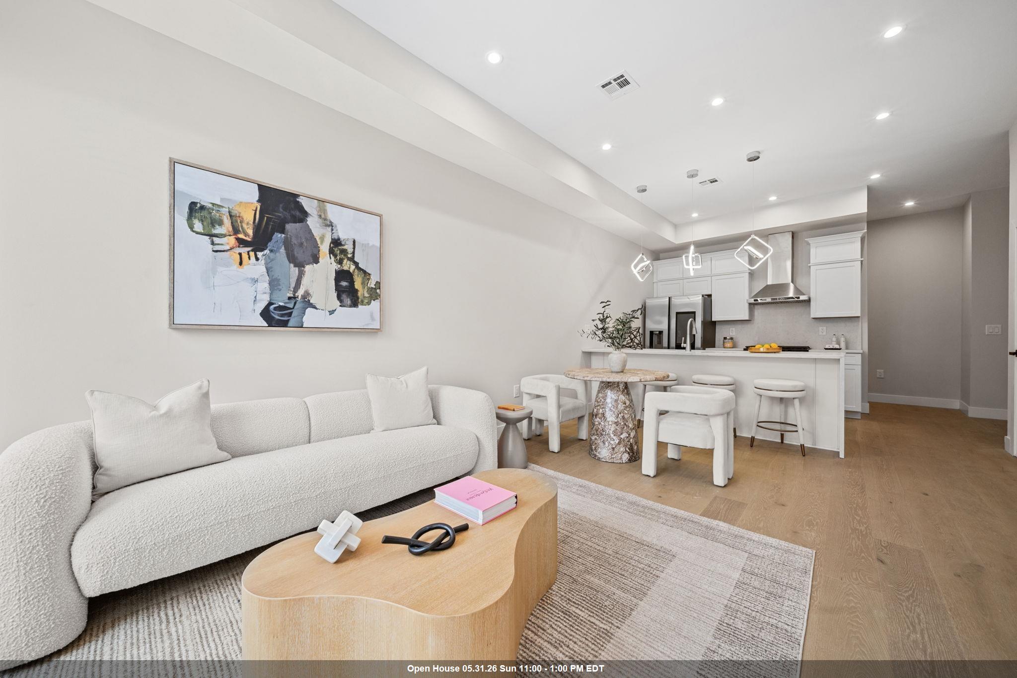 31 GRAHAM ST - Photo 1