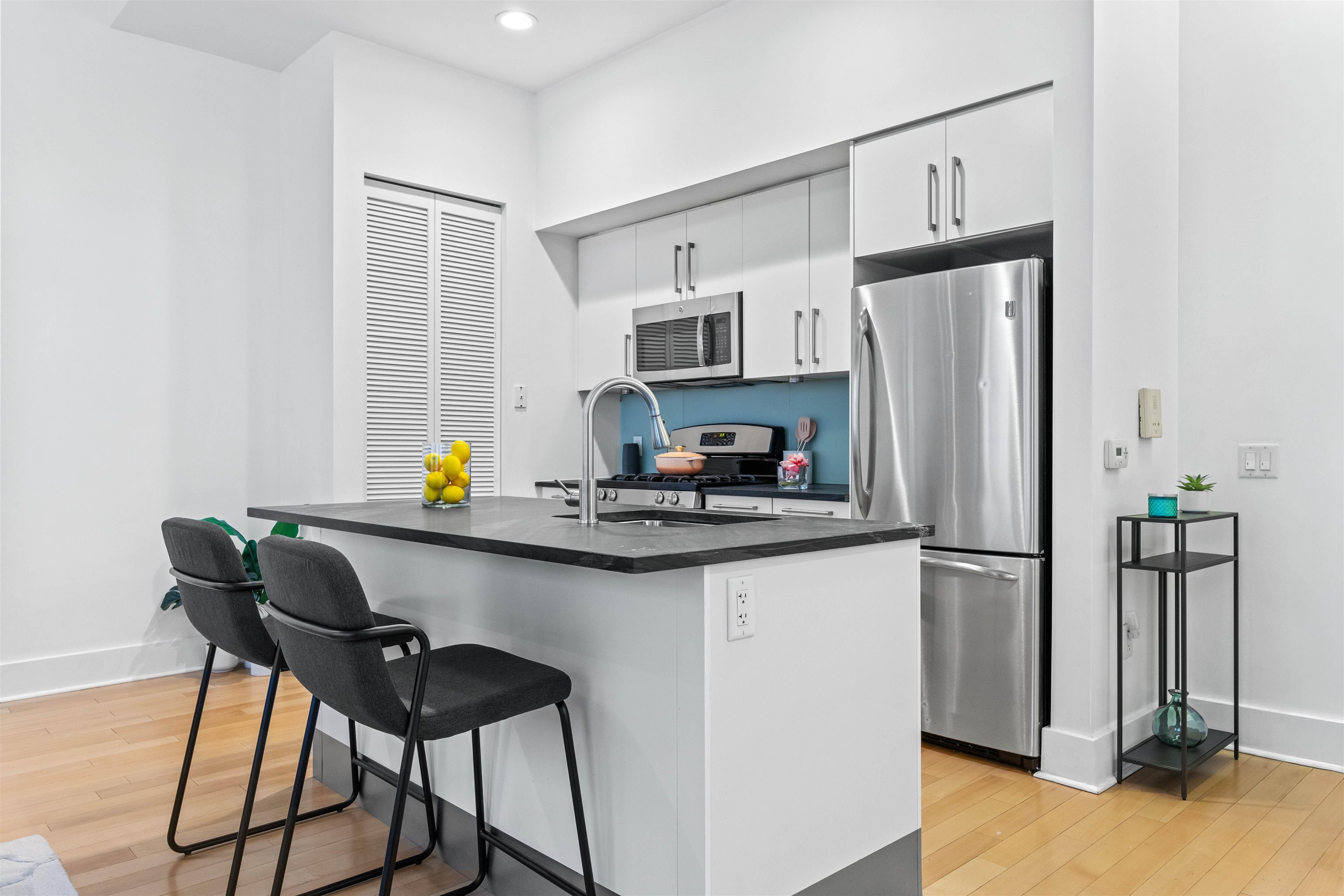 4 BEACON WAY - Photo 2