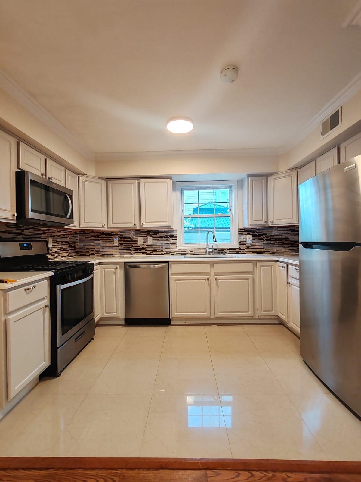1406 86TH ST - Photo 2