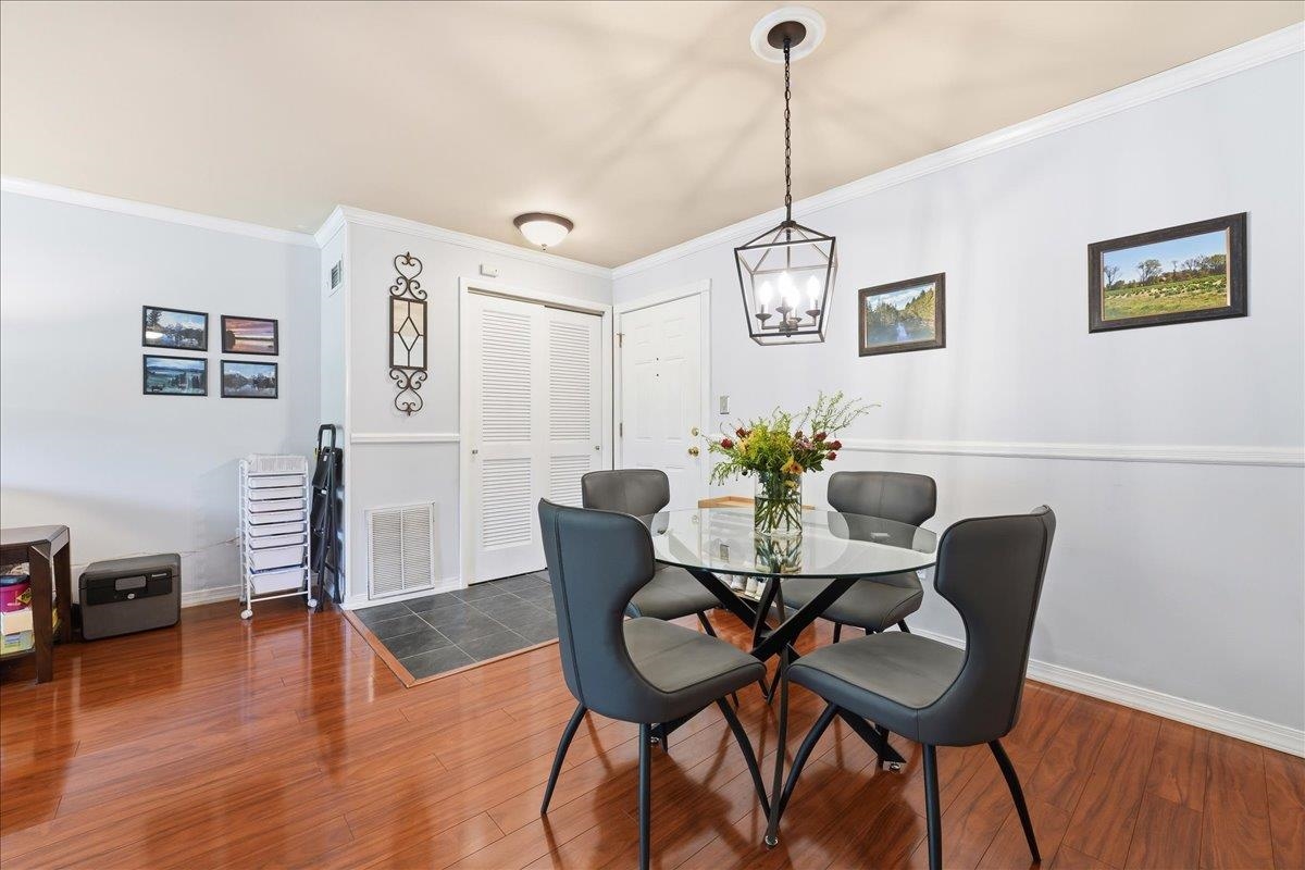 467 MAGNOLIA CT - Photo 3