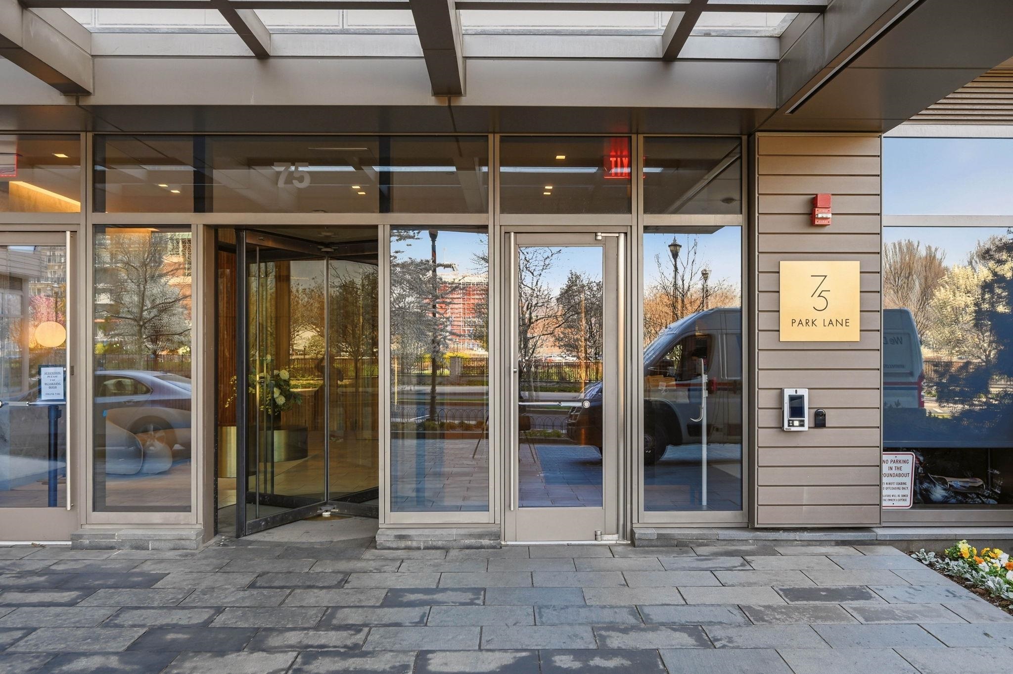 75 PARK LANE - Photo 3
