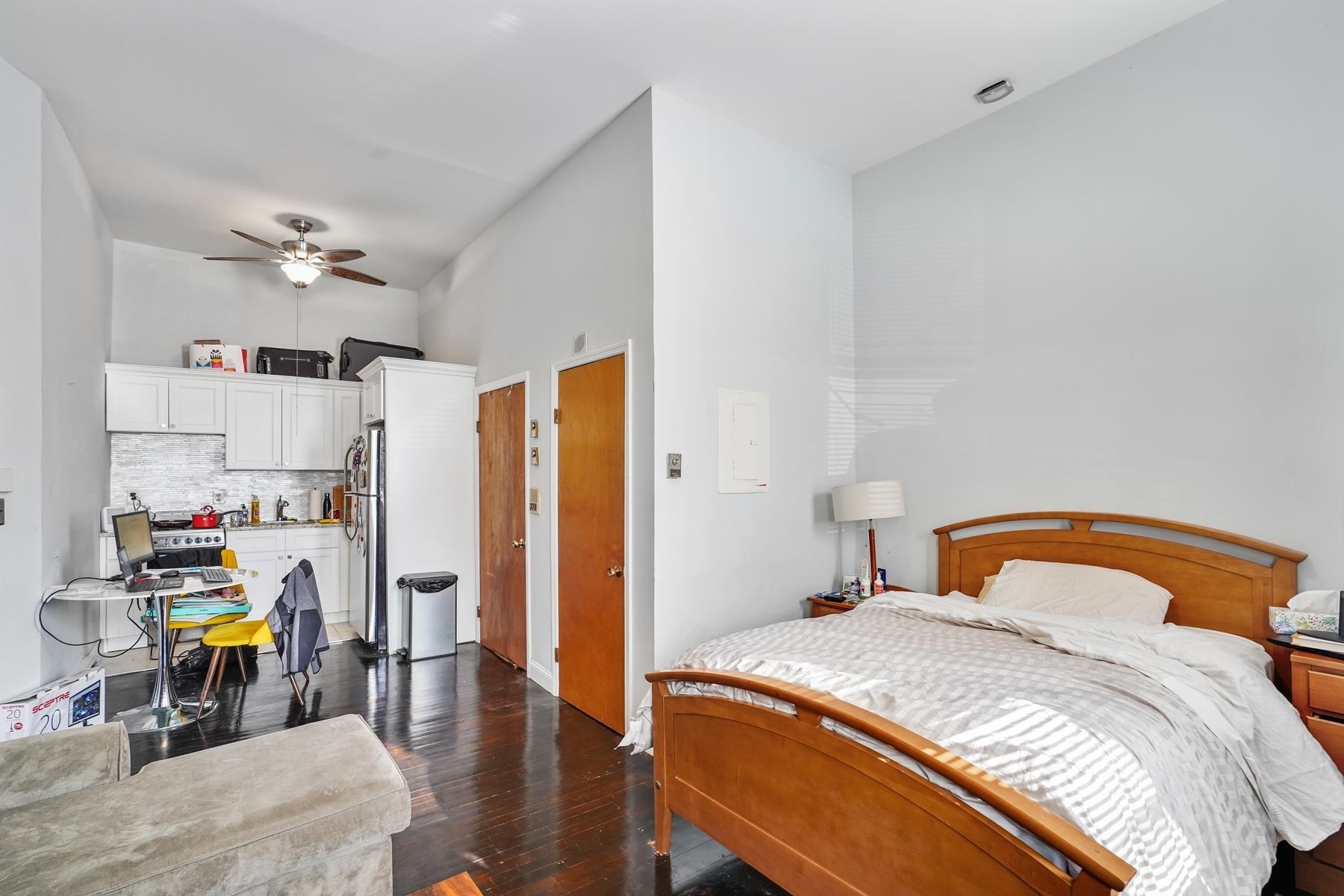 420 2ND ST - Photo 5