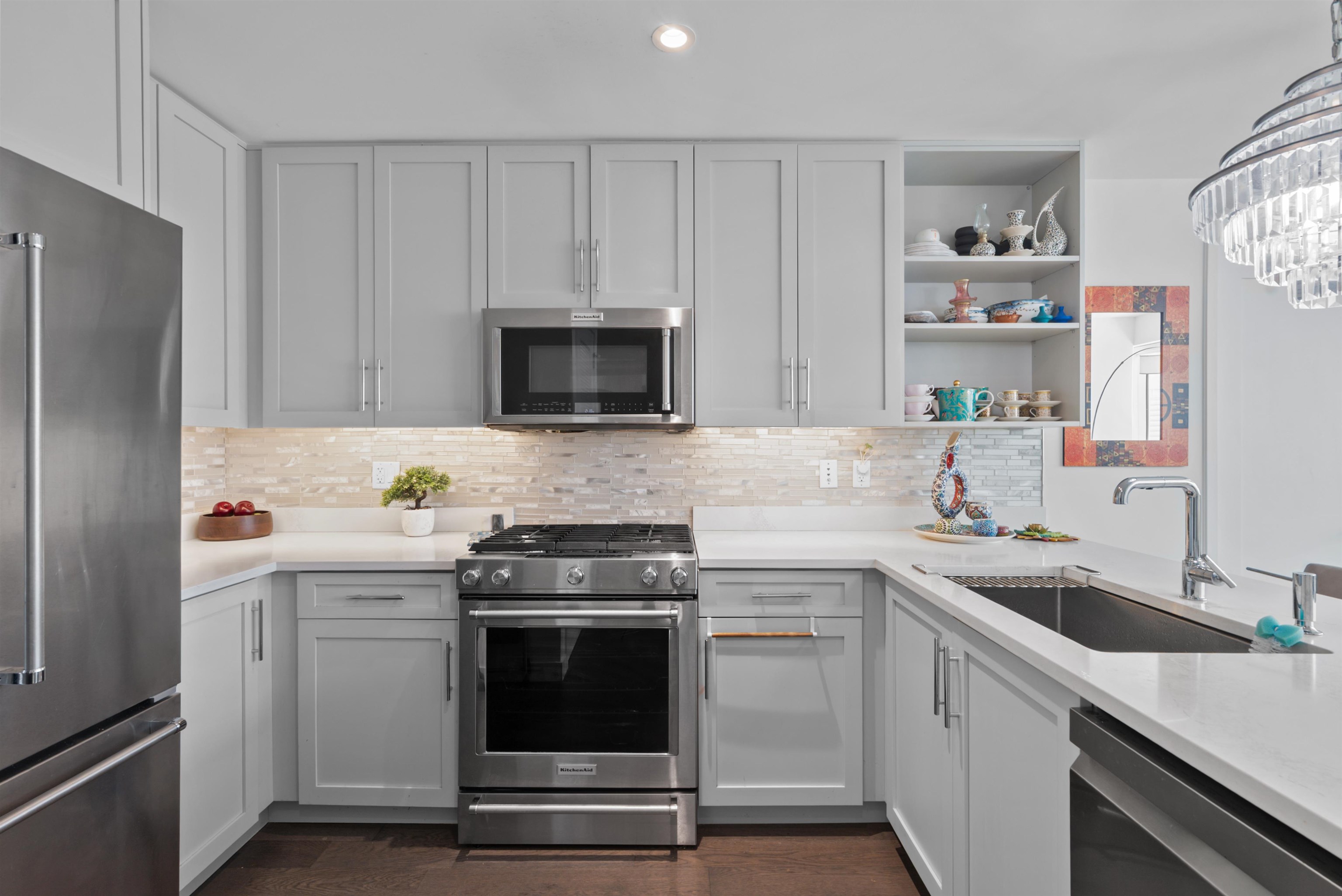 800 AVENUE AT PORT IMPERIAL - Photo 2