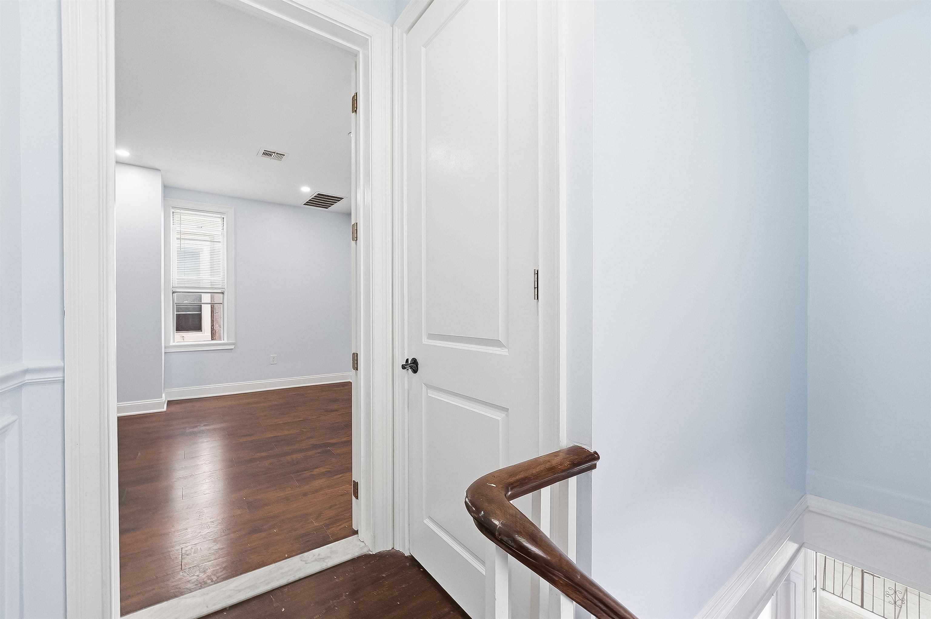 514 42ND ST - Photo 5
