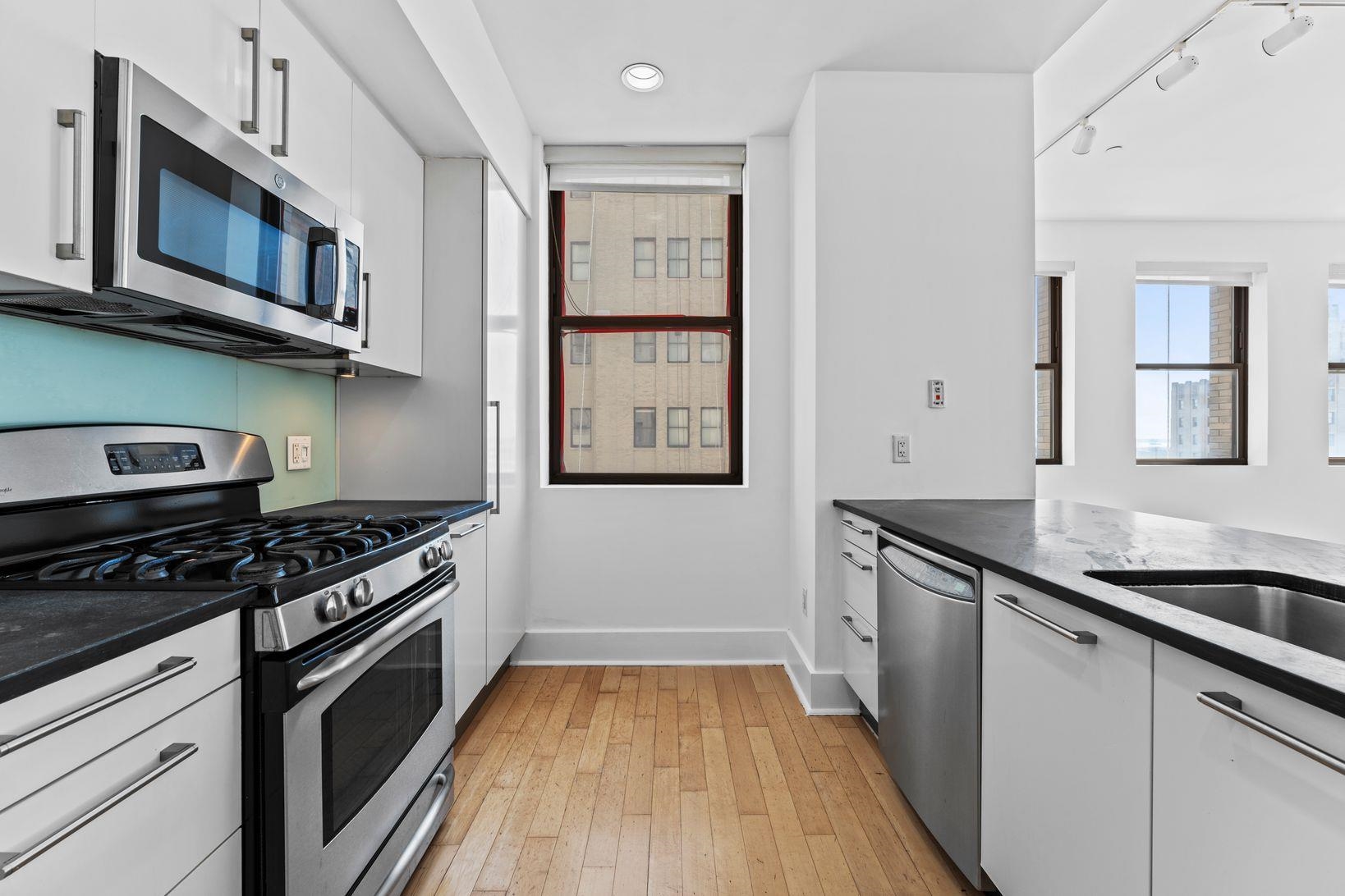 4 BEACON WAY #805