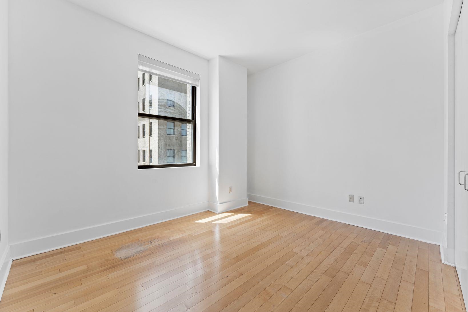 4 BEACON WAY #805