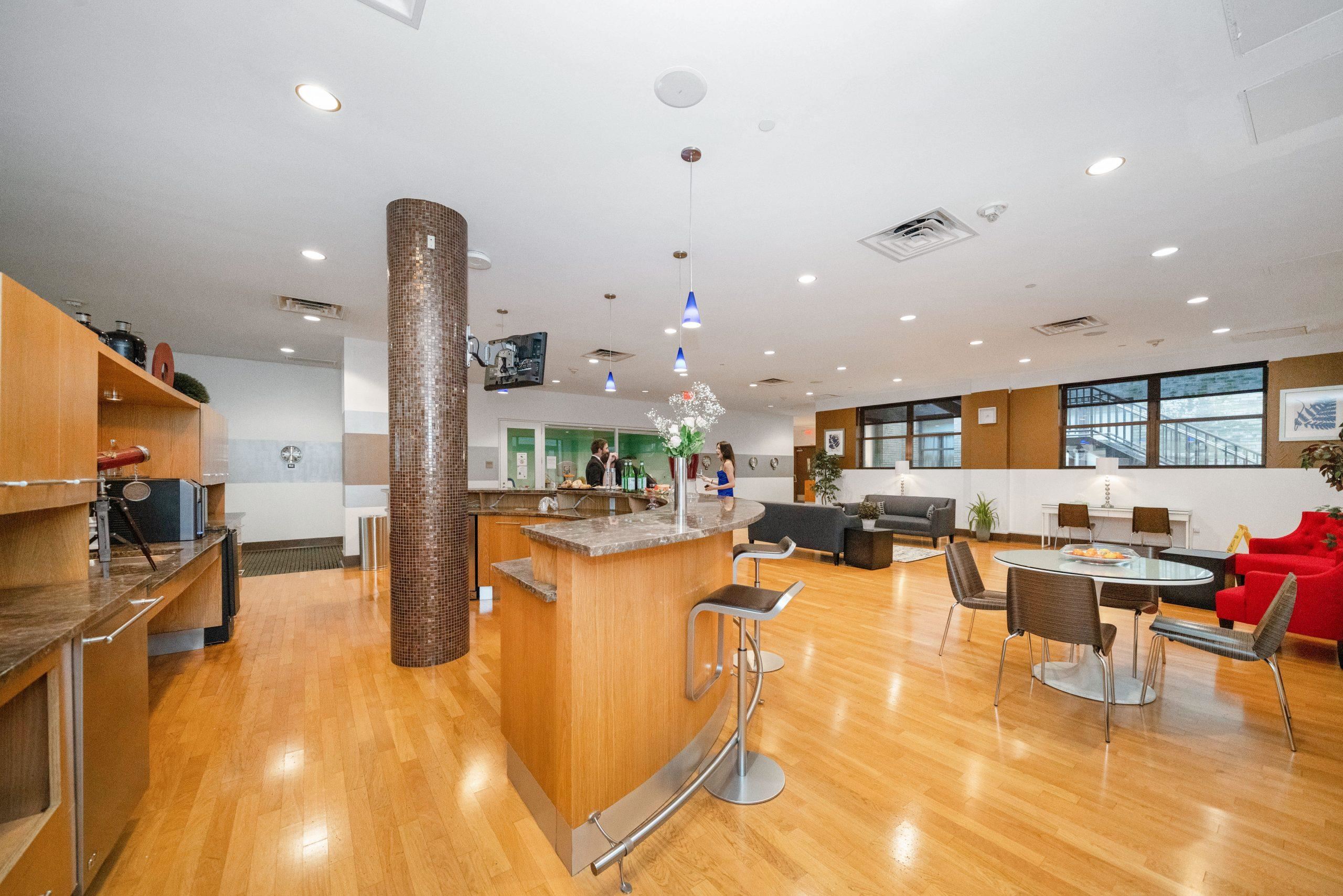4 BEACON WAY #805