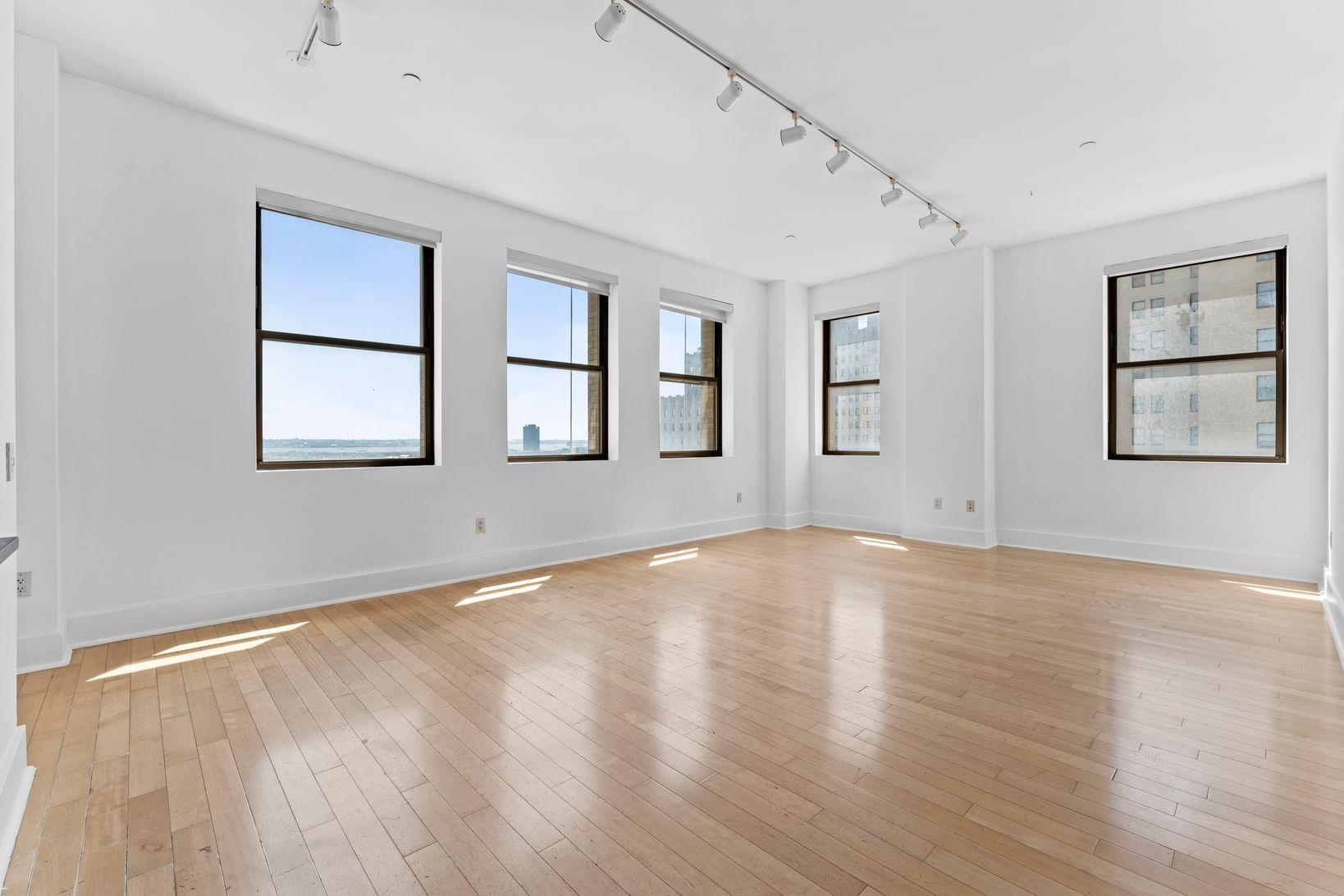4 BEACON WAY #805