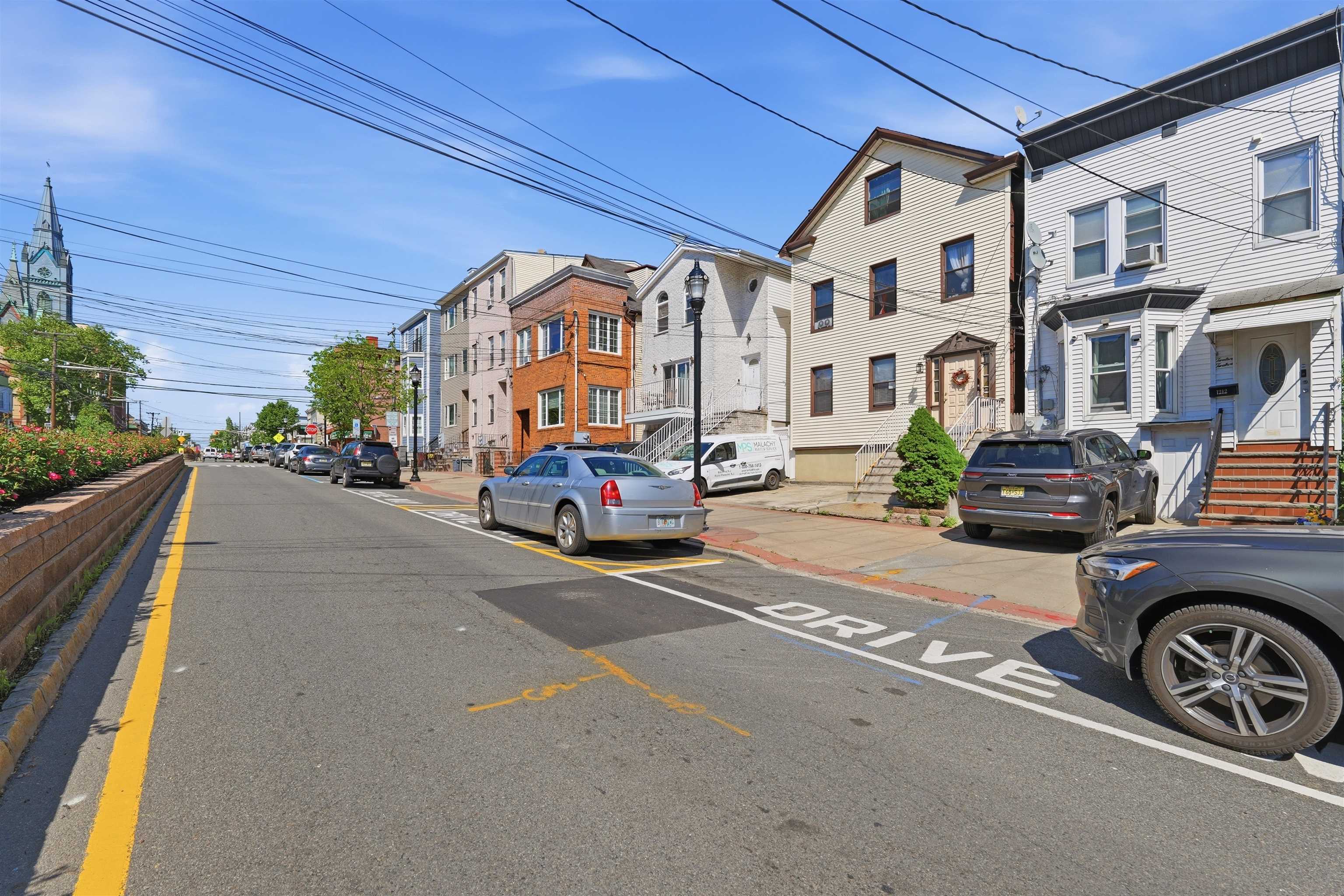 1212 CENTRAL AVE - Photo 3