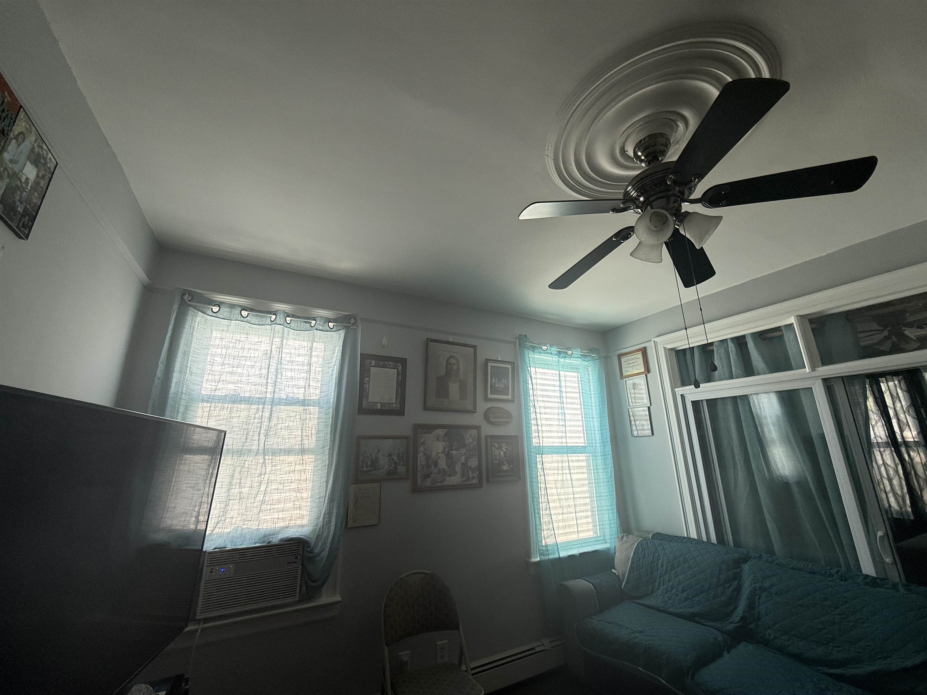363 EGE AVE - Photo 5