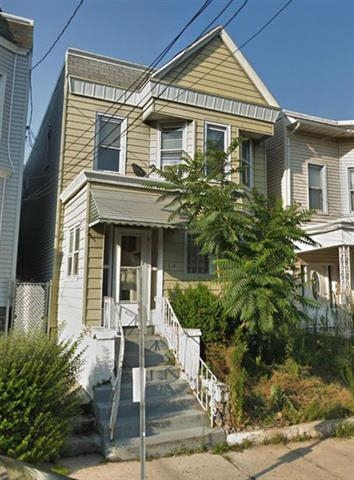 216 50TH ST - Photo 1