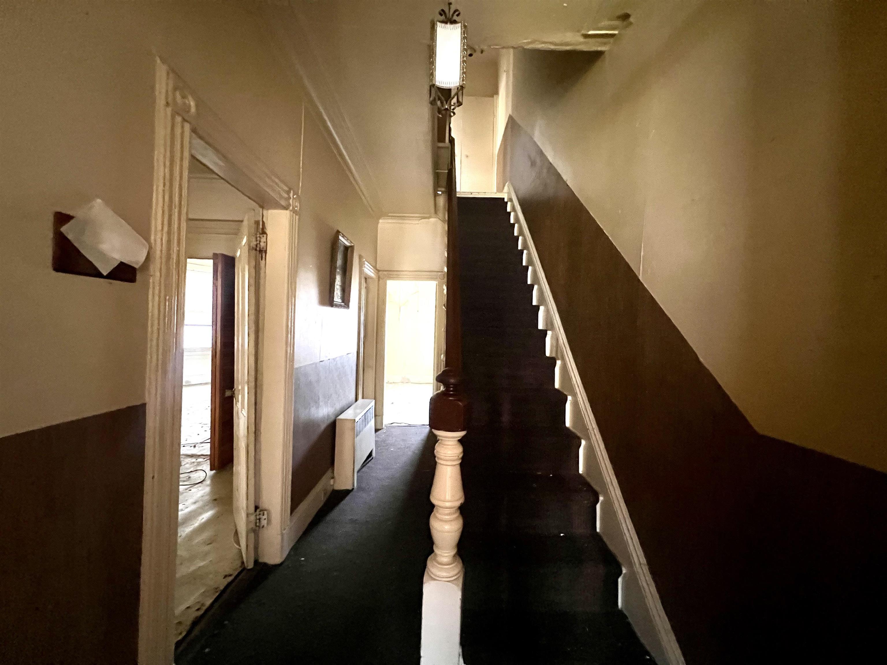 262 CLERK ST - Photo 1