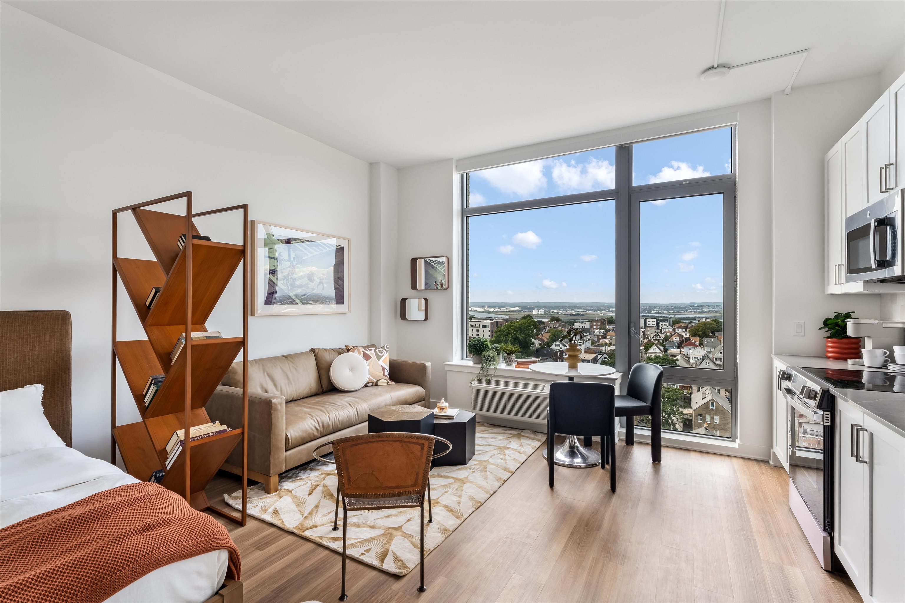 8601 BERGENLINE AVE - Photo 4