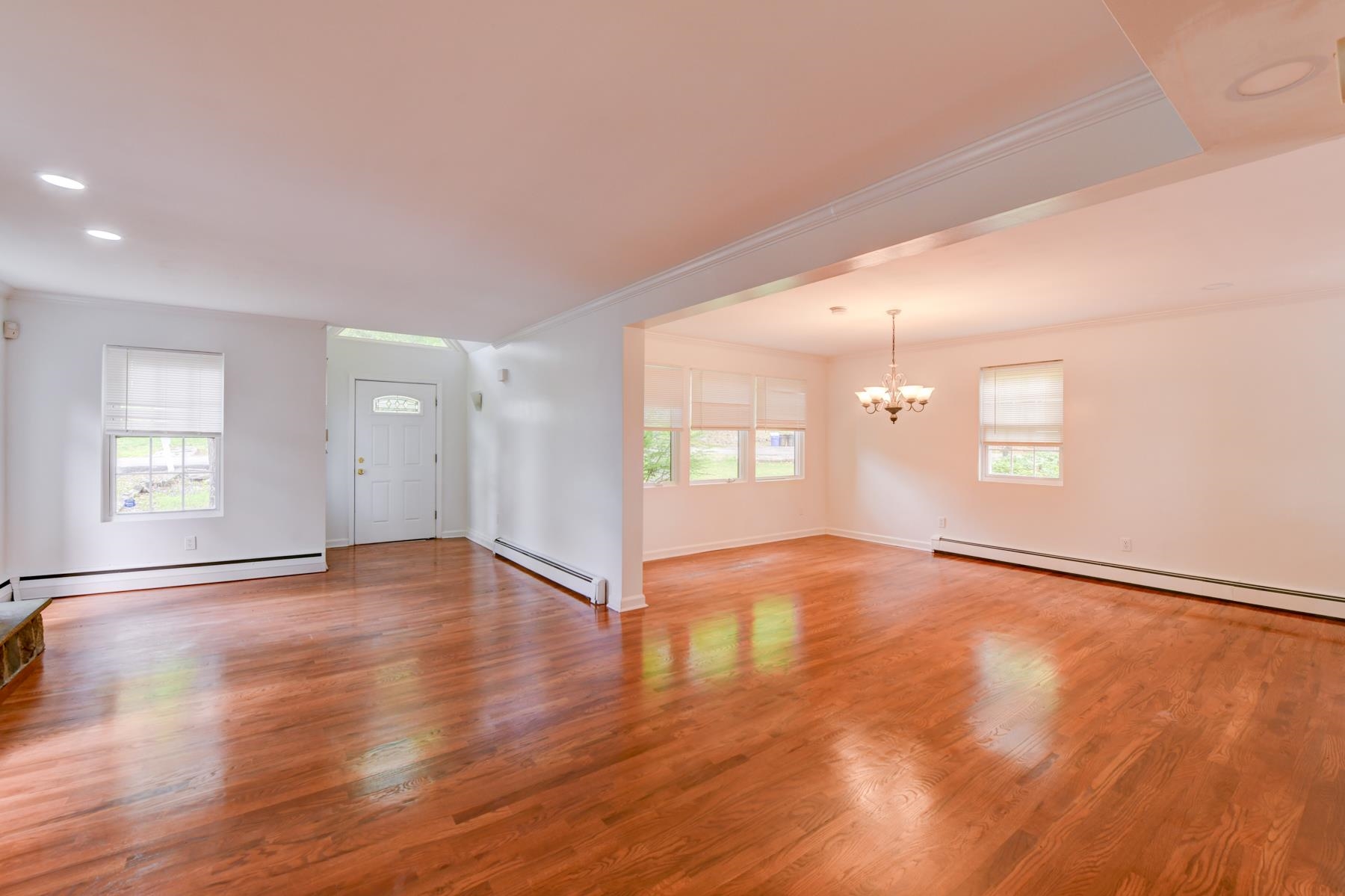 10 TOYE STREET - Photo 4