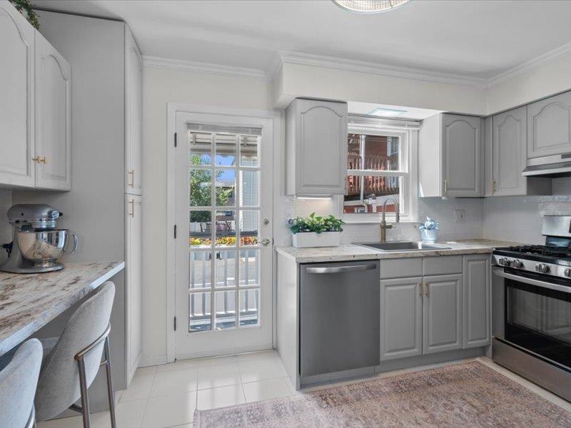 68 BROADWAY - Photo 5