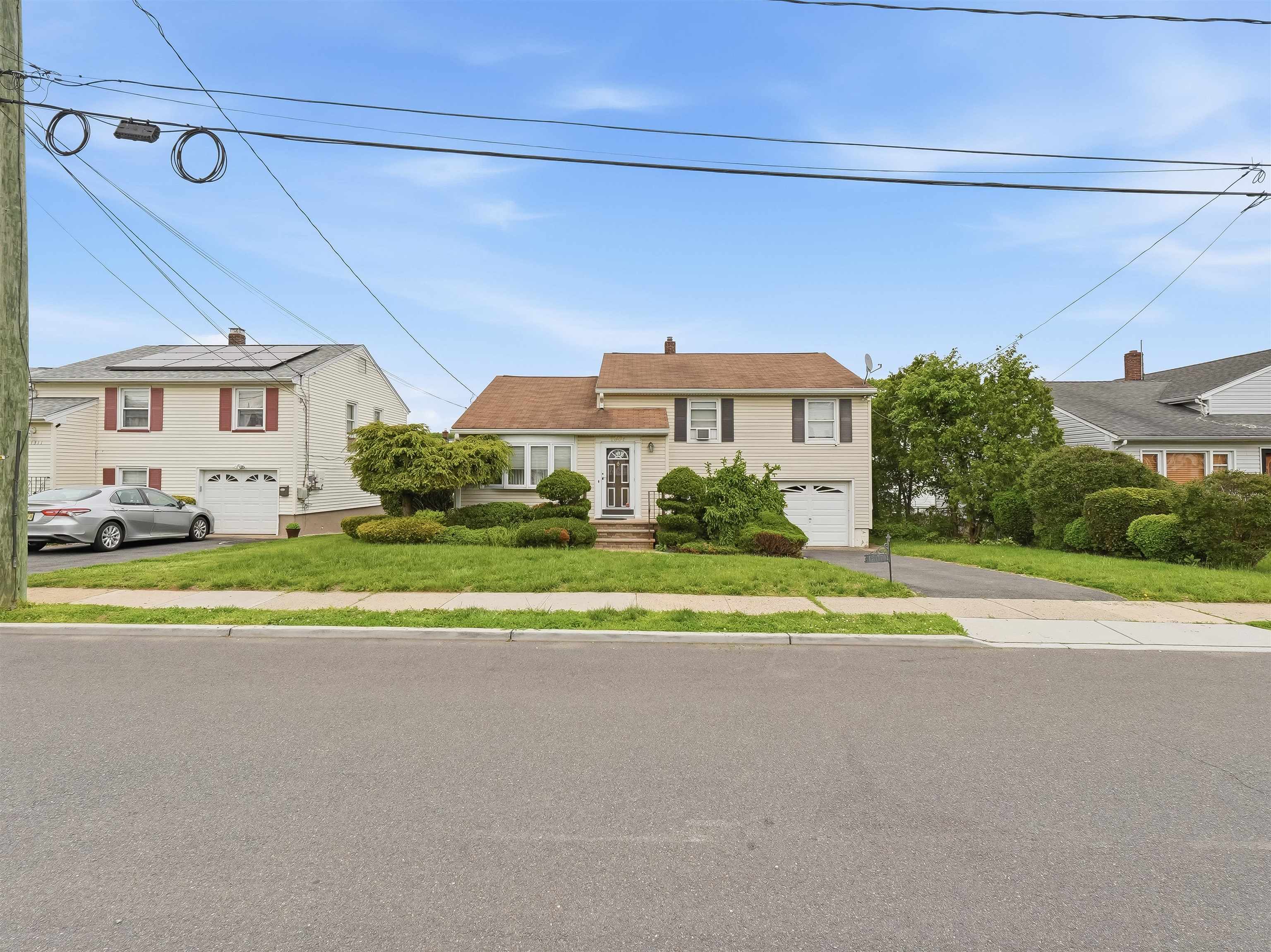 1307 DARTMOUTH TERRACE - Photo 1