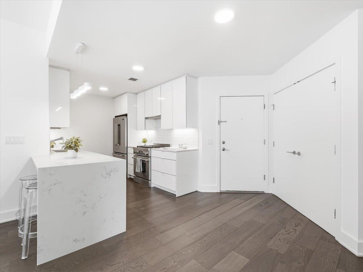 380 NEWARK AVE - Photo 4