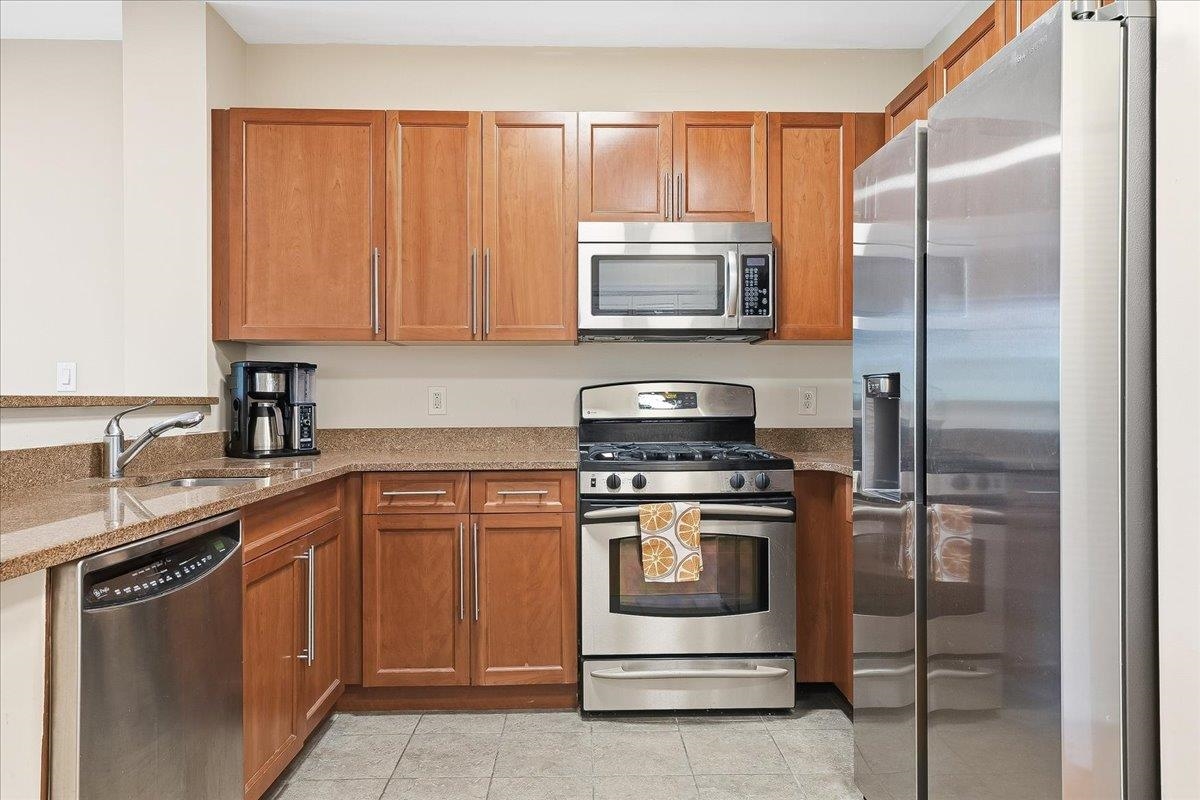 4 CONSTELLATION PL - Photo 4