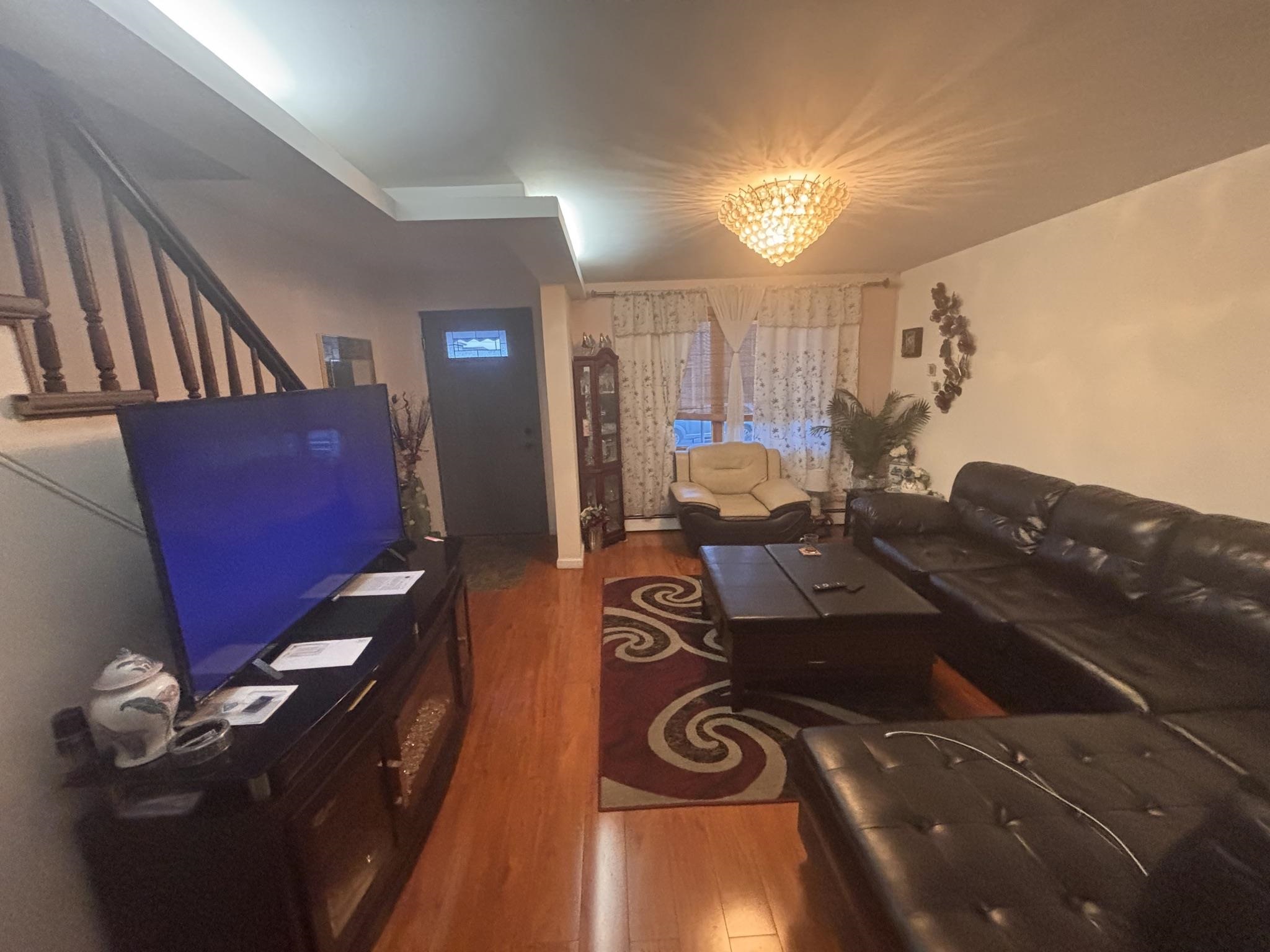 137 PROSPECT AVE - Photo 5