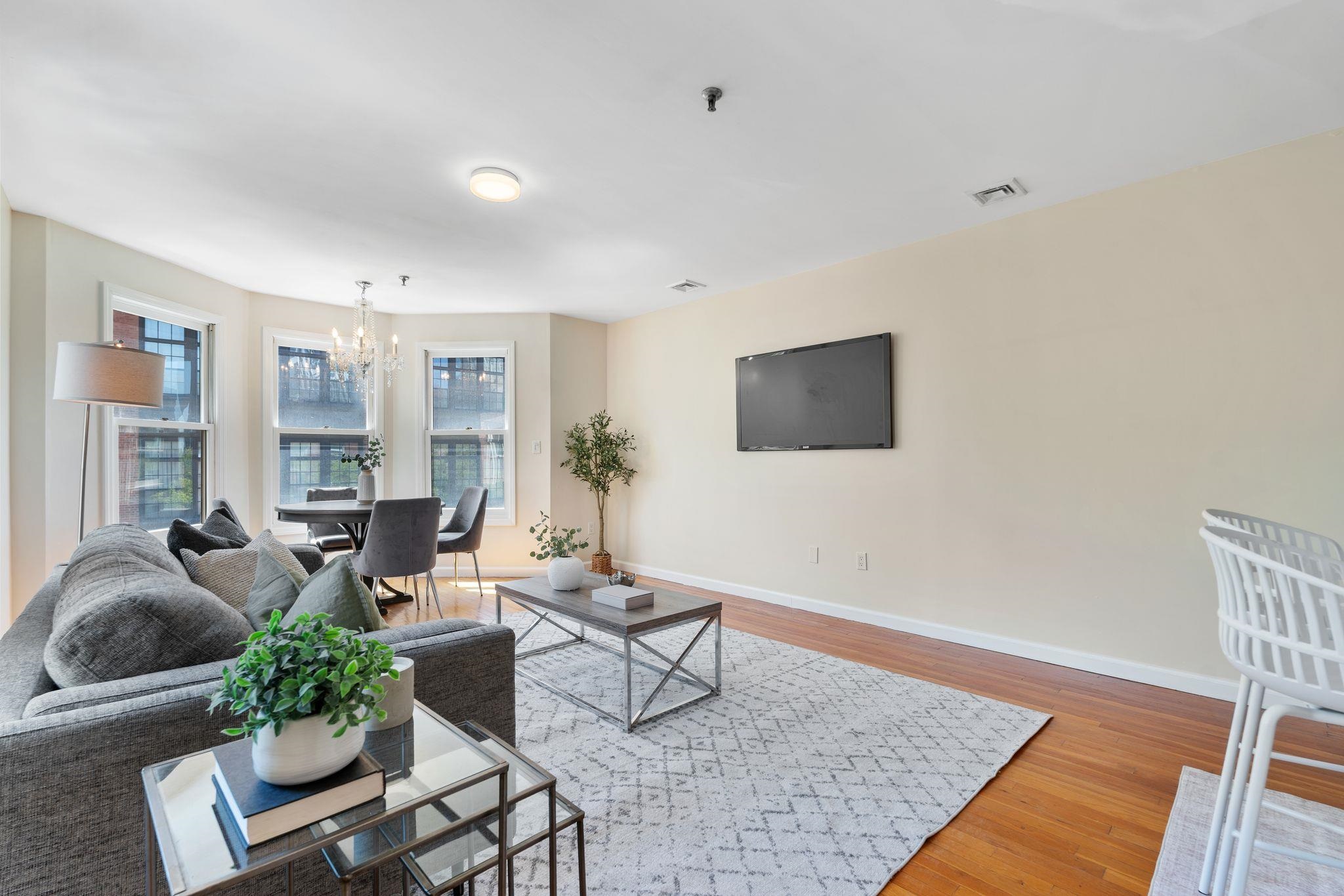180 WASHINGTON ST - Photo 4