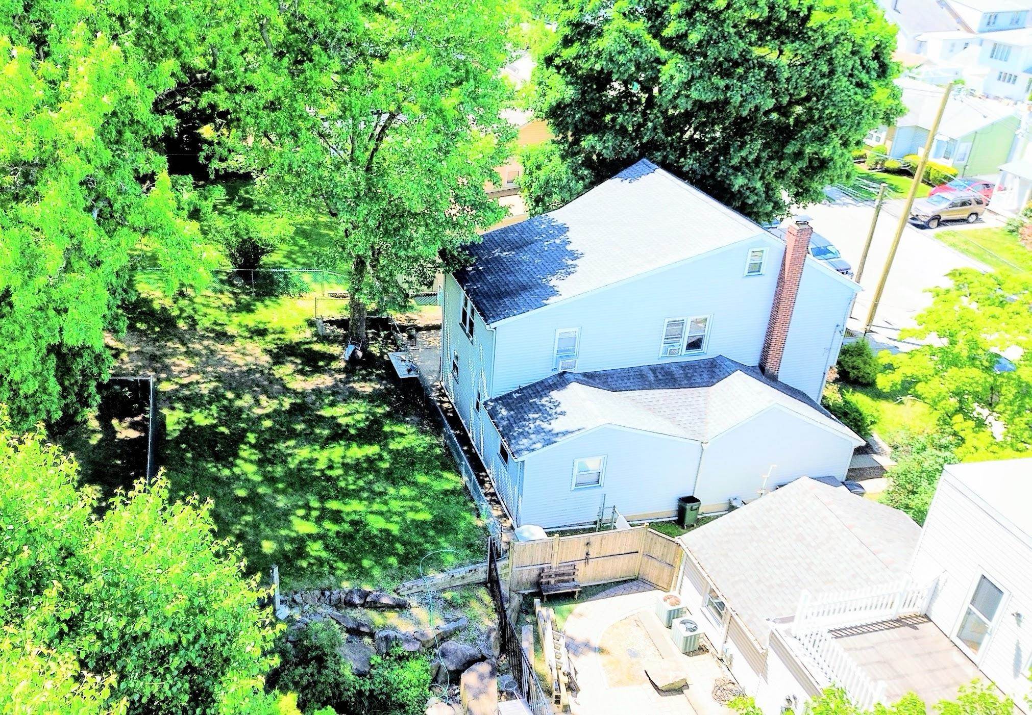 716 CHESTNUT ST - Photo 3