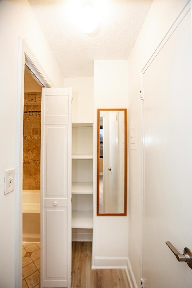 201 ST PAULS AVE #4W