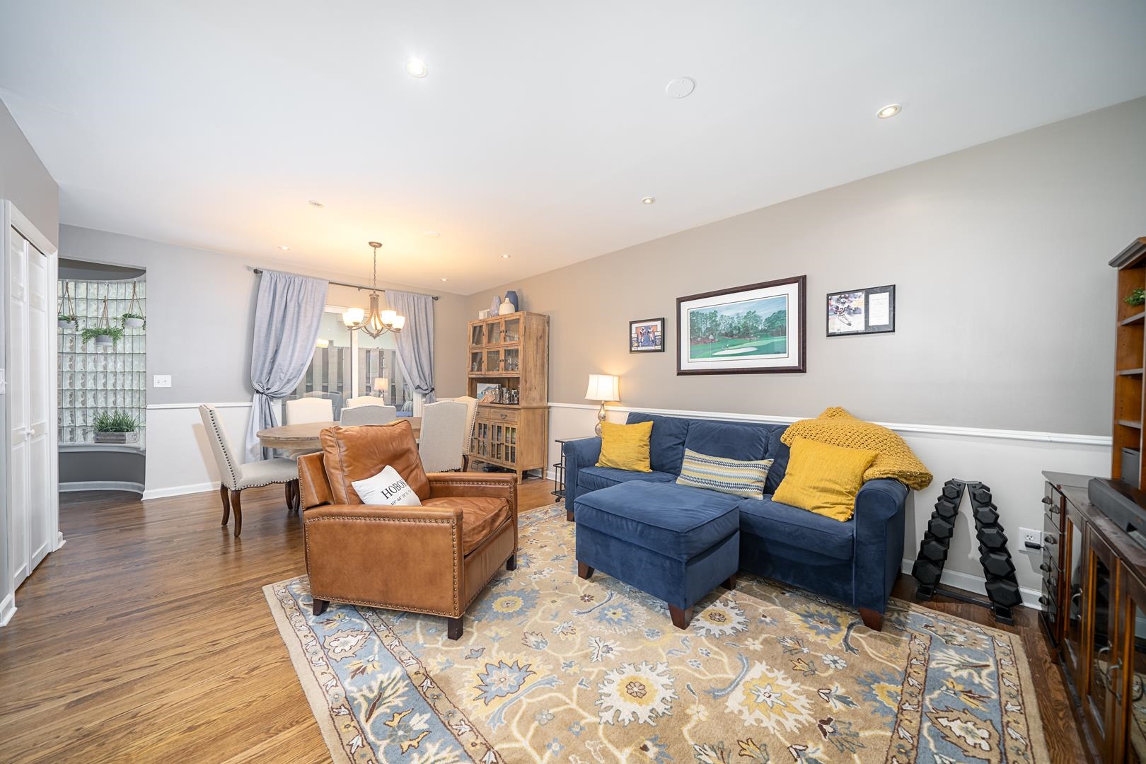 360 1ST ST - Photo 1