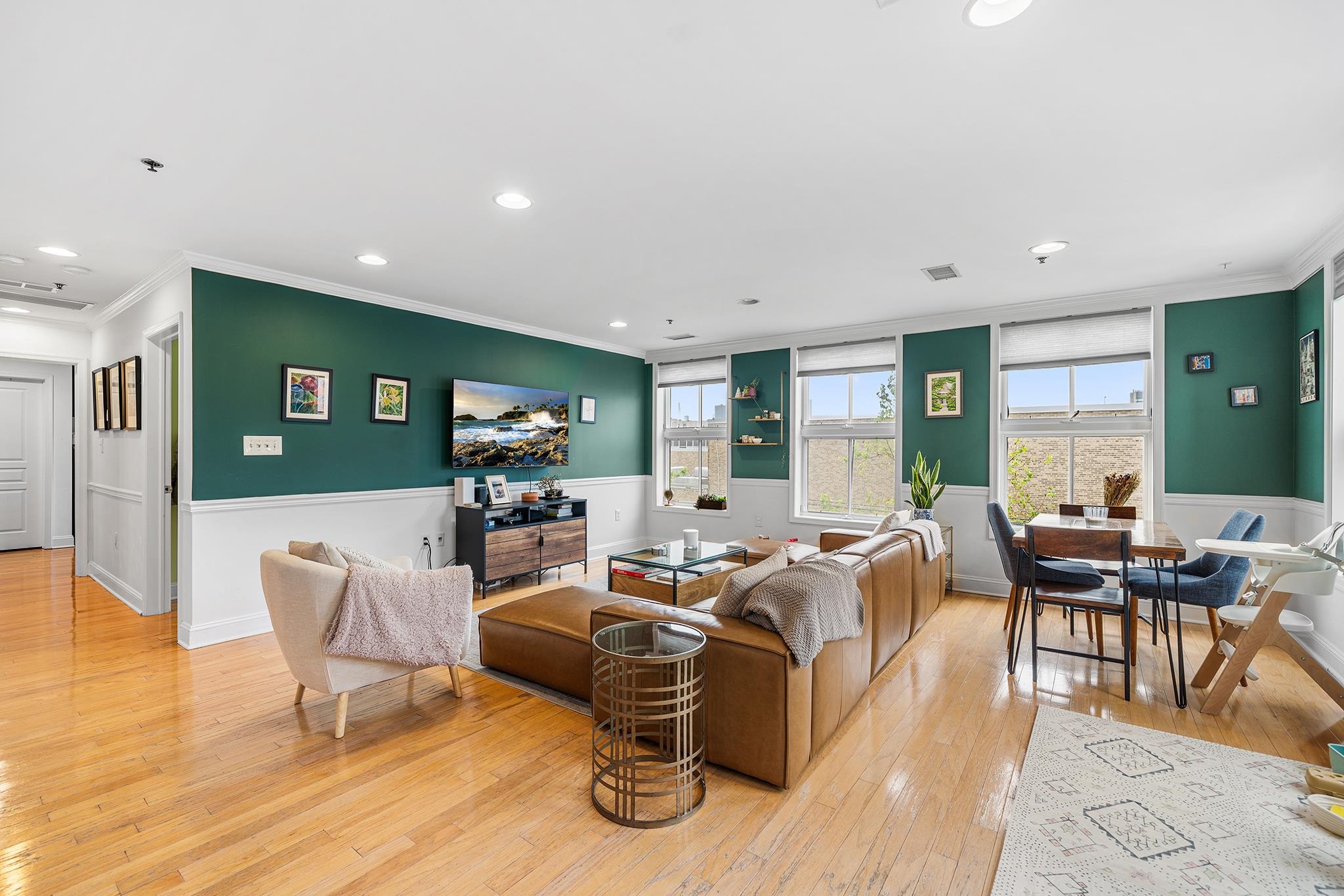 812 GRAND ST - Photo 3