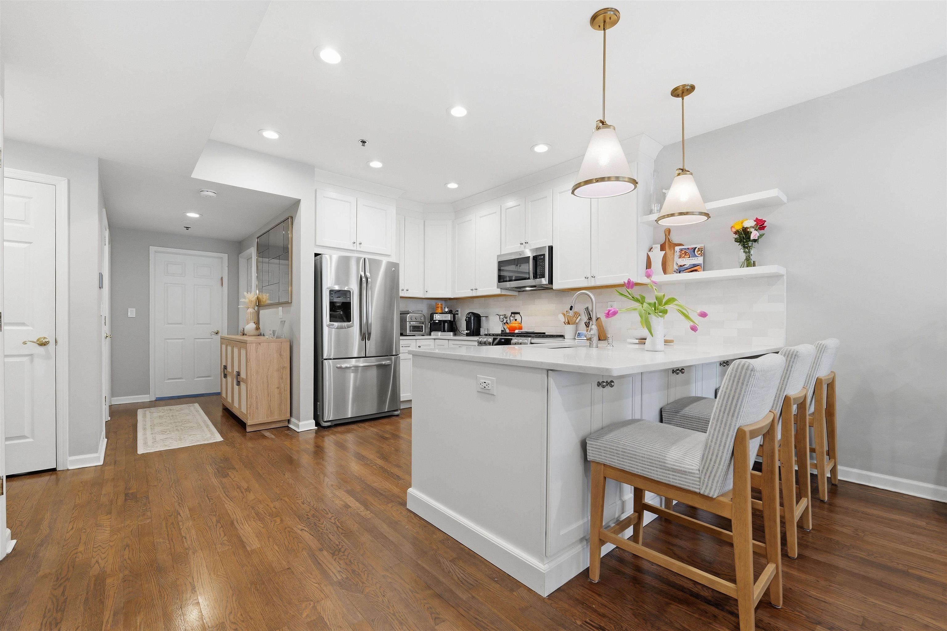 117 MADISON ST - Photo 4