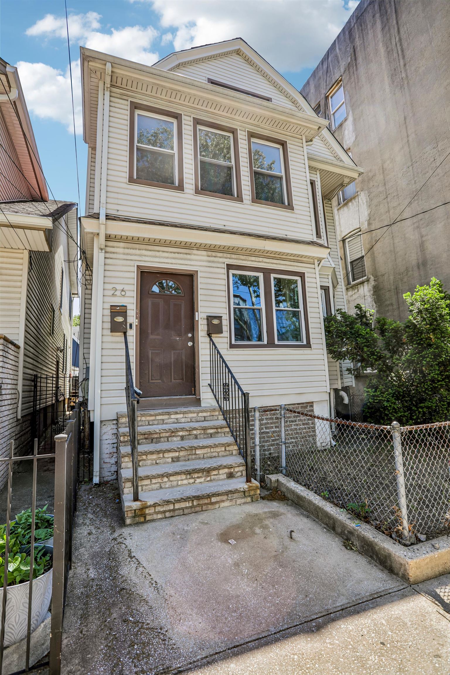 26 OLEAN AVE - Photo 2