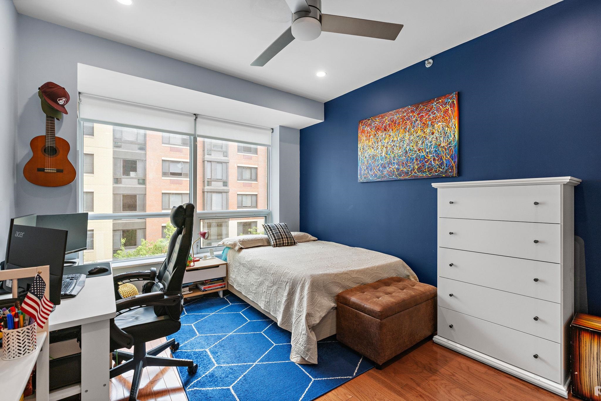 1 SHORE LANE #318