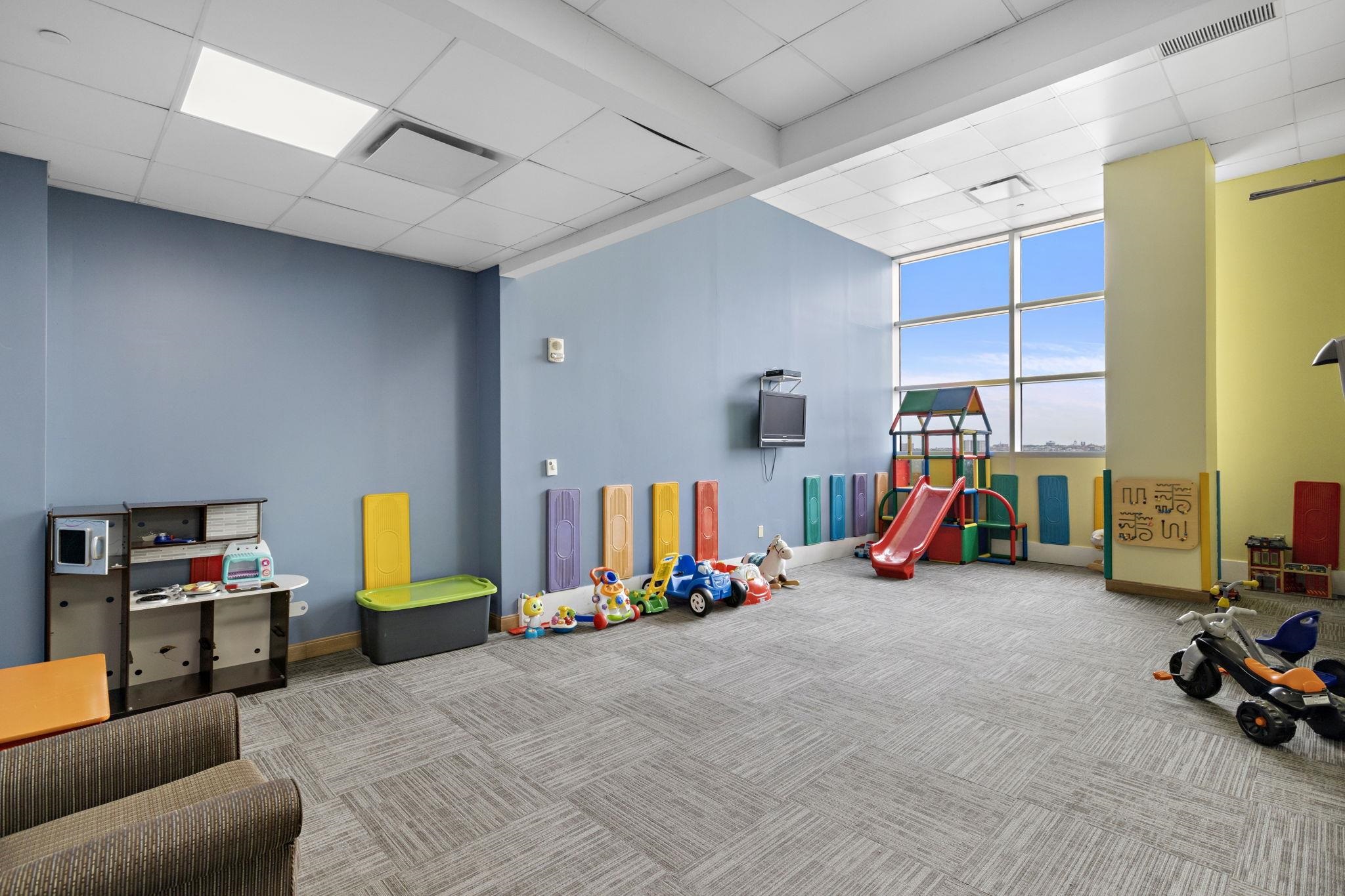 1 SHORE LANE #318
