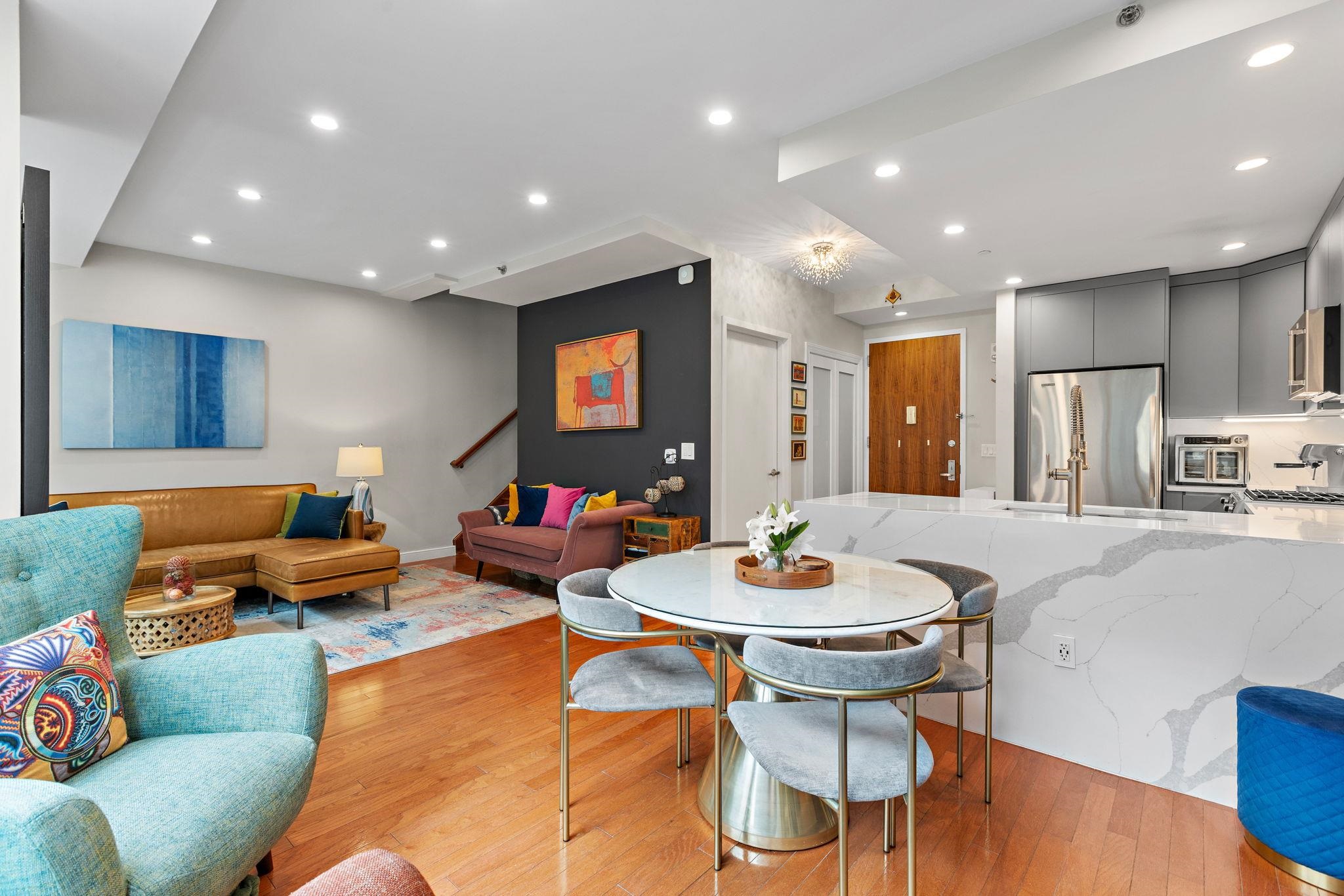 1 SHORE LANE #318