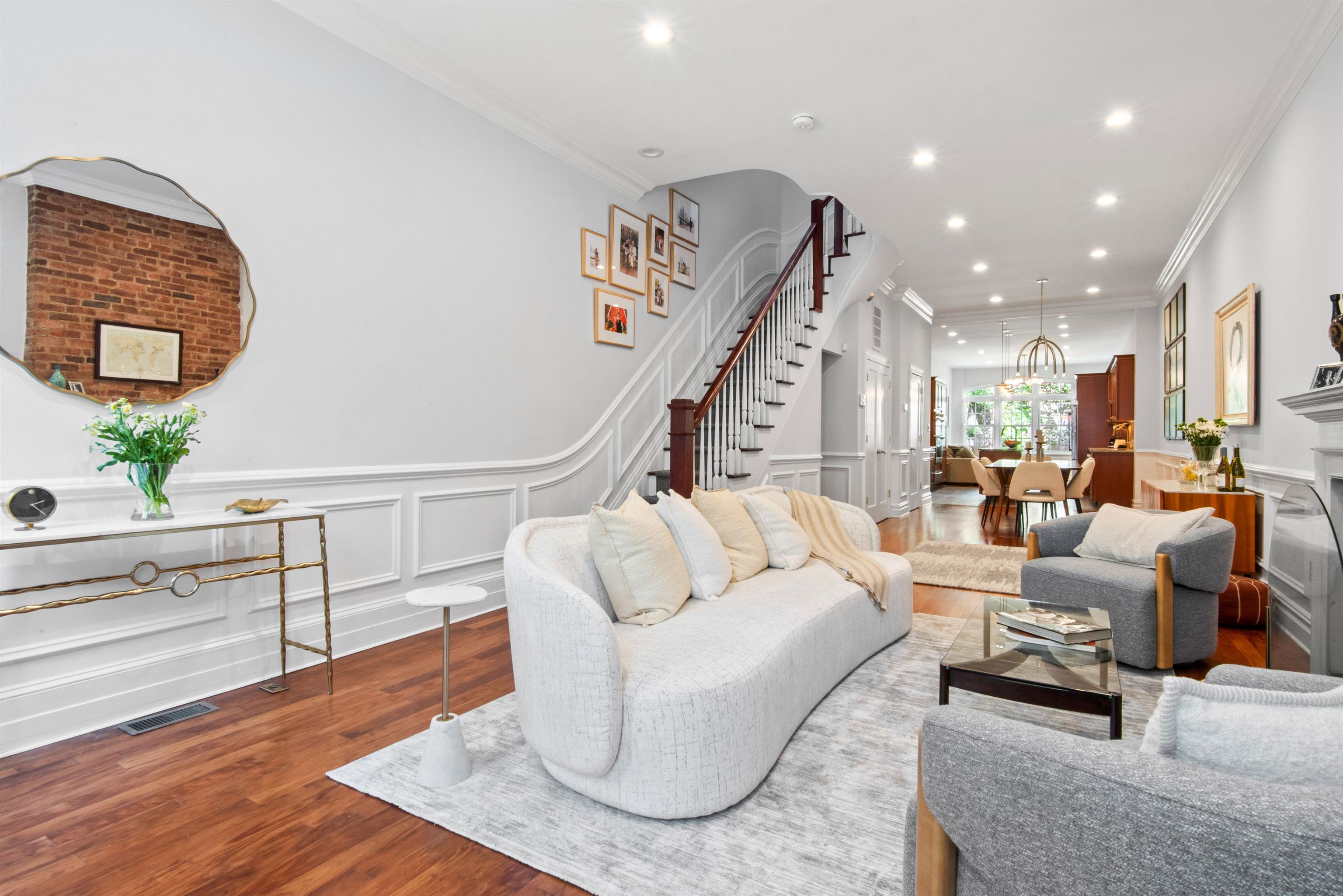 1213 GARDEN ST - Photo 5