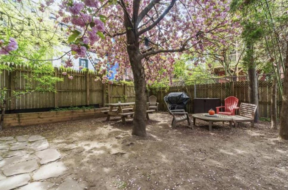 133 GRAND ST #4A