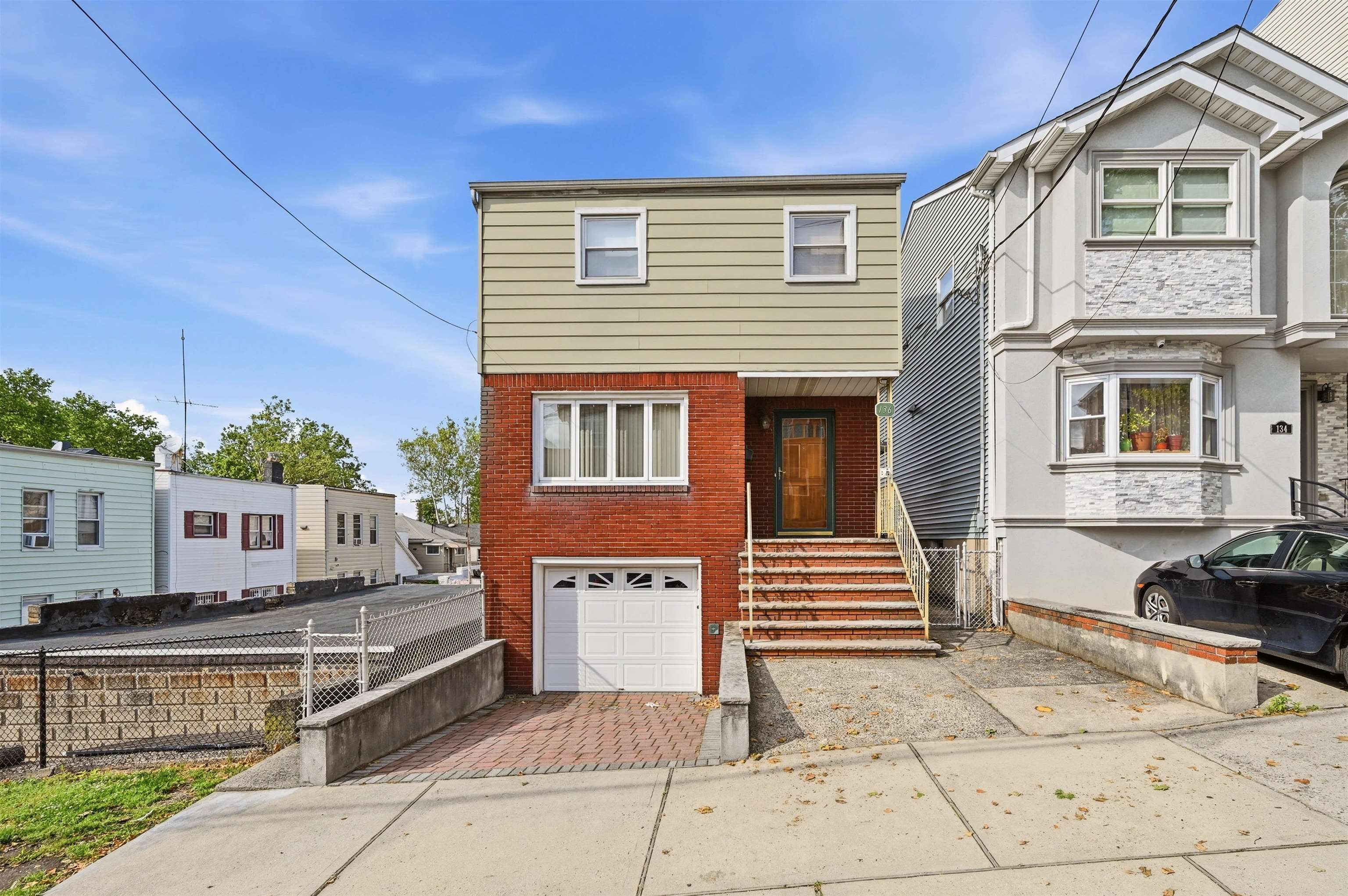 136 POPLAR ST - Photo 5
