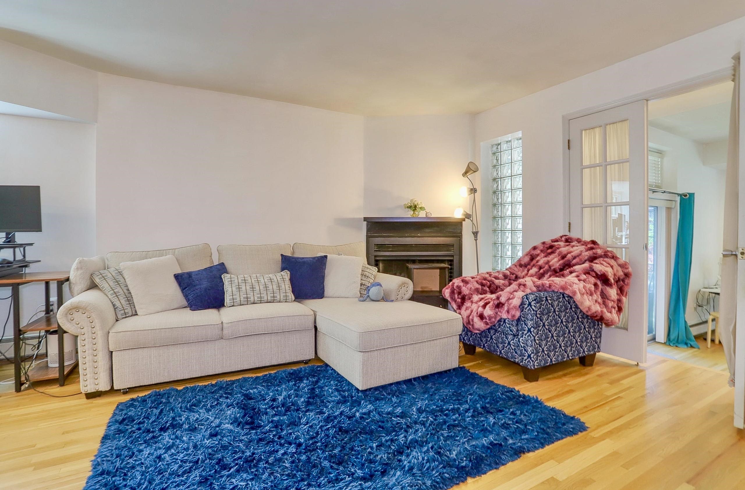82 BLOOMFIELD ST - Photo 4